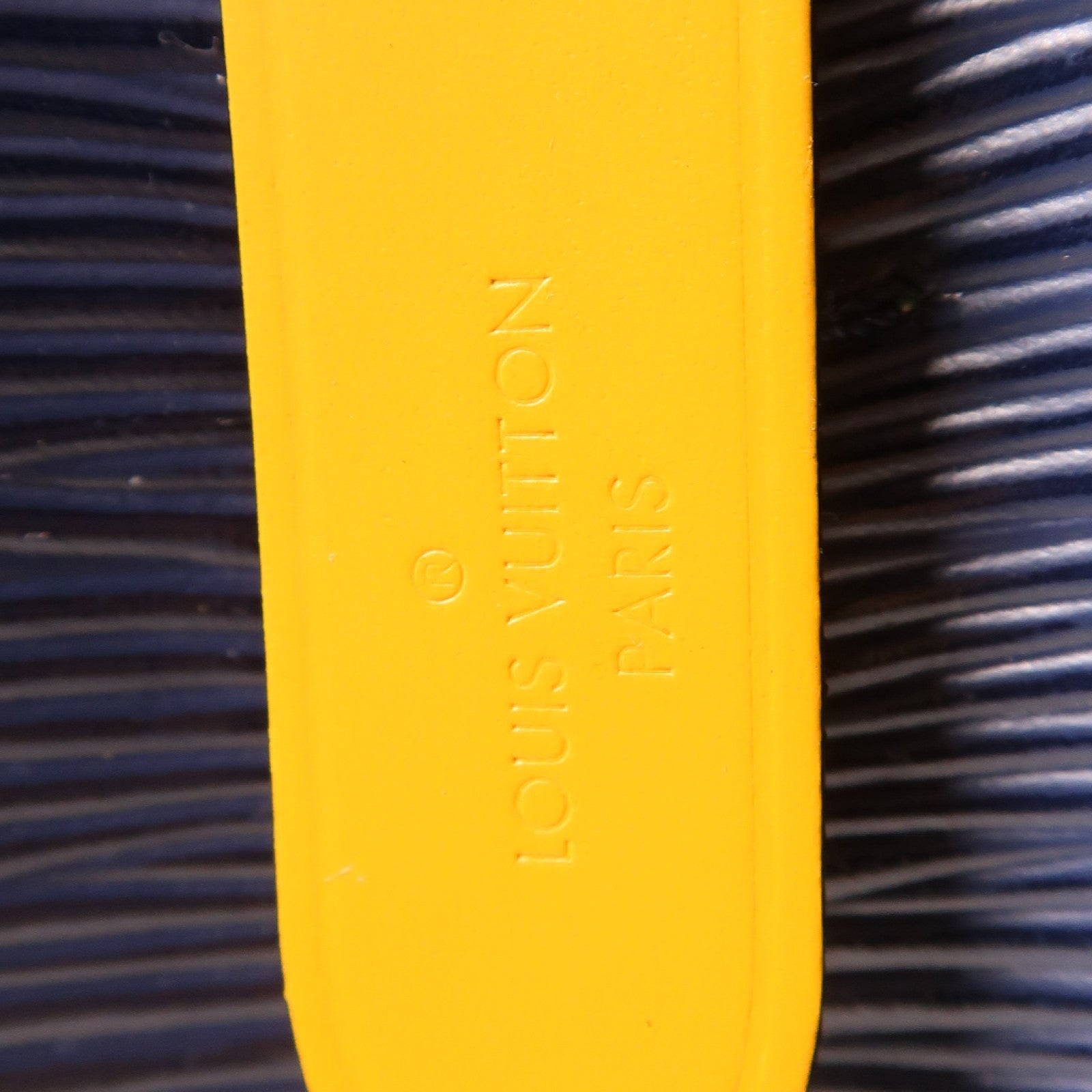 LOUIS VUITTON Epi NeoNoe銀扣手挽肩背兩用袋深藍色/黃色