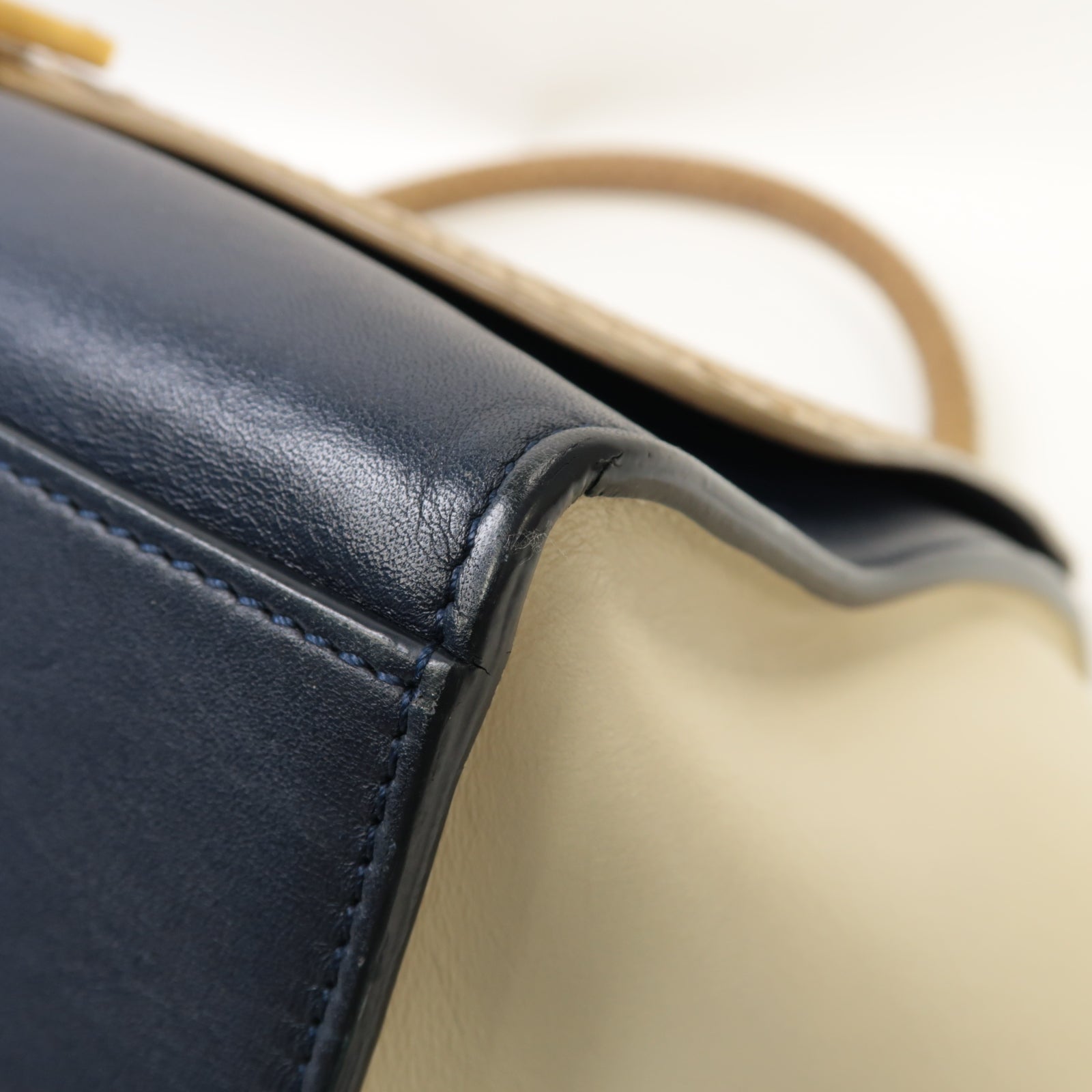 CELINE 【激減優惠】牛皮皮革/蛇皮皮革Trapeze 2 Way Shoulder金扣手挽肩背兩用袋深藍色/白色/淺啡色