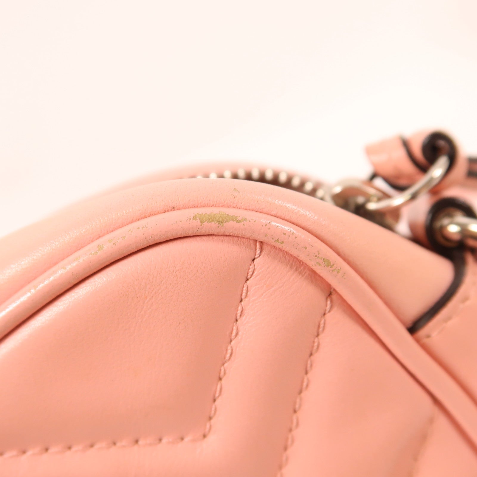 GUCCI 牛皮皮革GG Marmont銀扣肩背袋