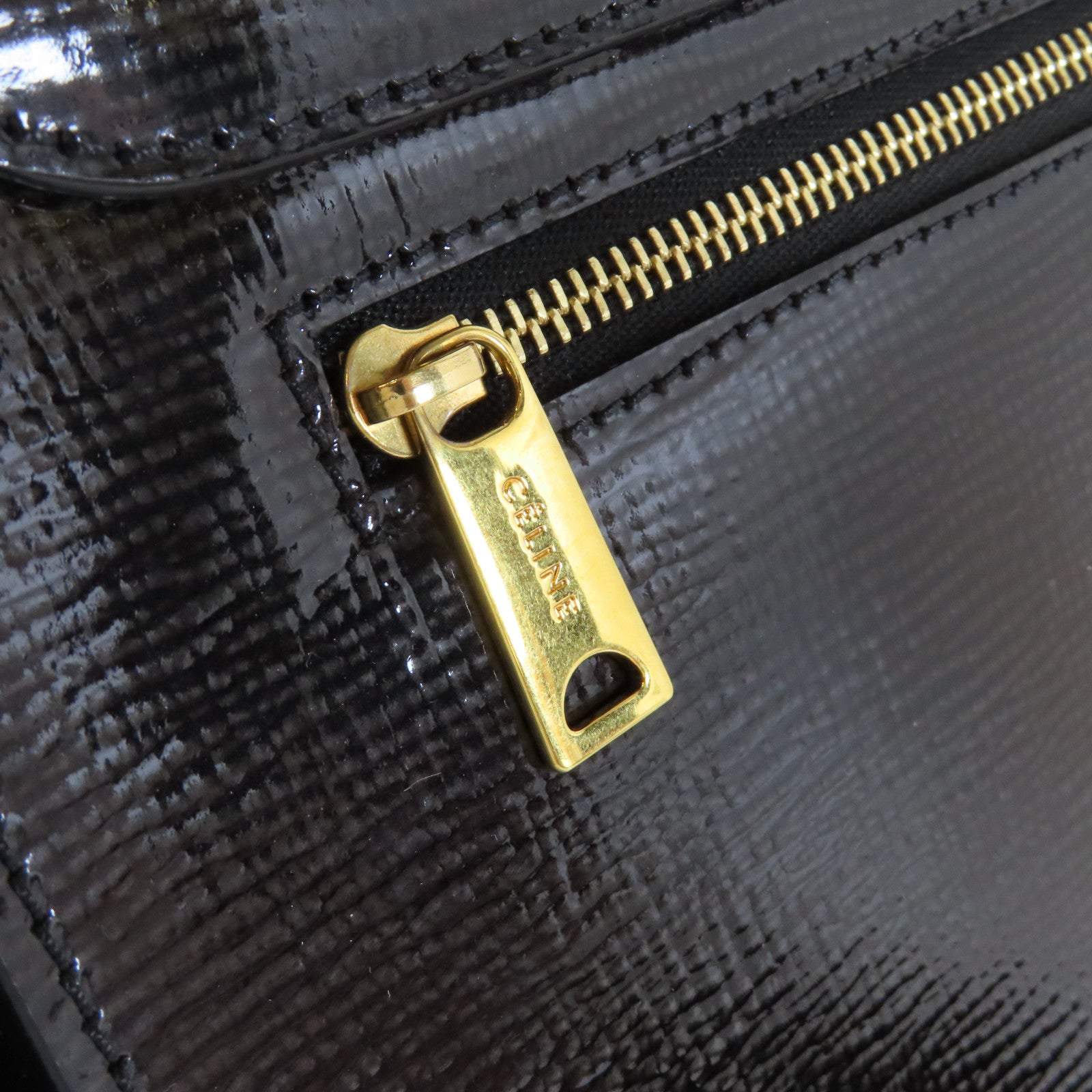 CELINE 【激減優惠】漆皮皮革Trapeze金扣手挽肩背兩用袋黑色