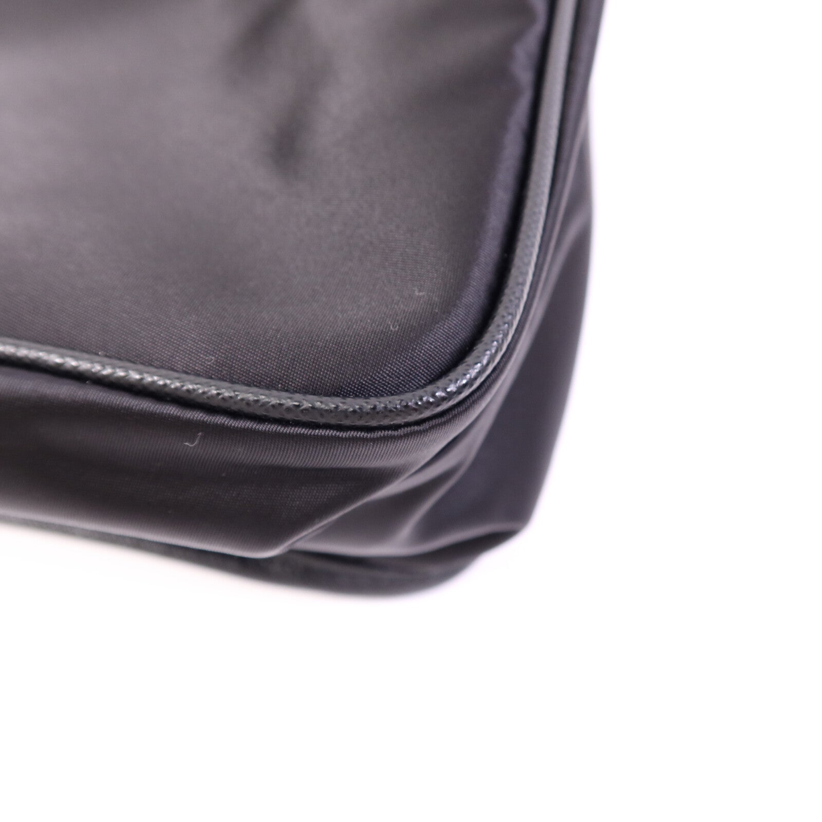 PRADA 尼龍Shoulder Bag銀扣肩背袋