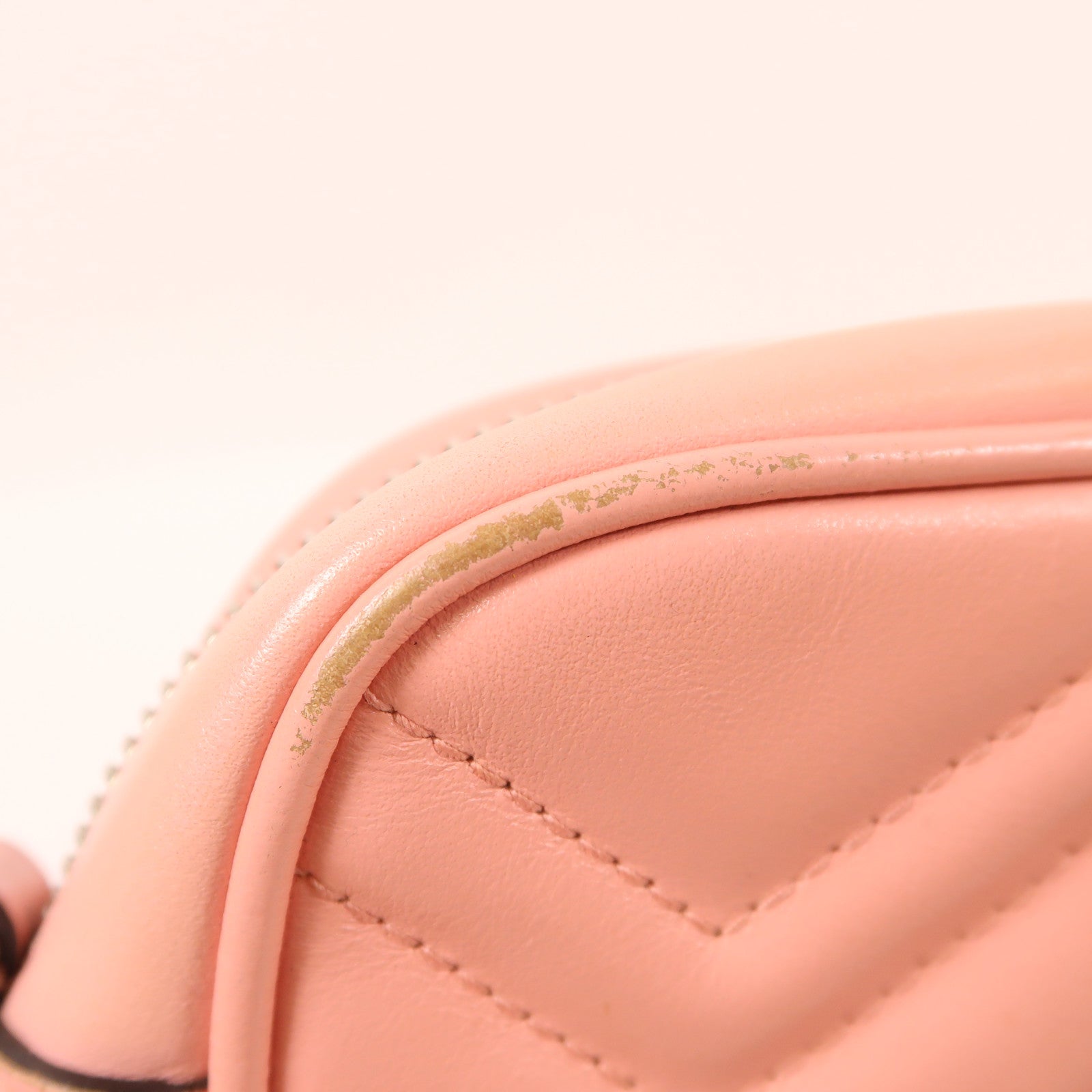 GUCCI 牛皮皮革GG Marmont銀扣肩背袋