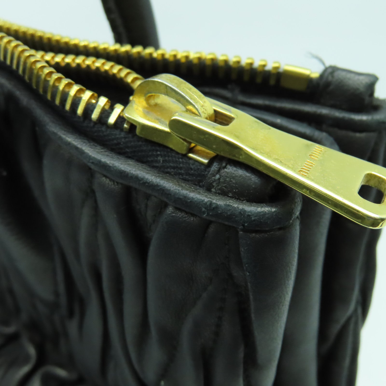 Miu Miu 羊皮皮革2 Way Shoulder Bag金扣手挽肩背兩用袋黑色
