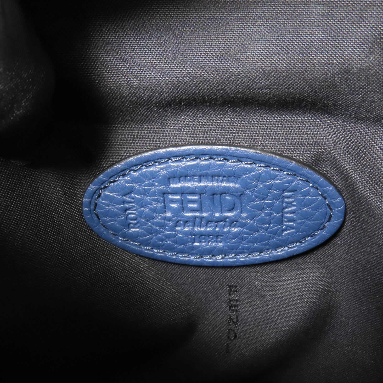 FENDI 牛皮皮革Shoulder Bag銀扣手挽肩背兩用袋