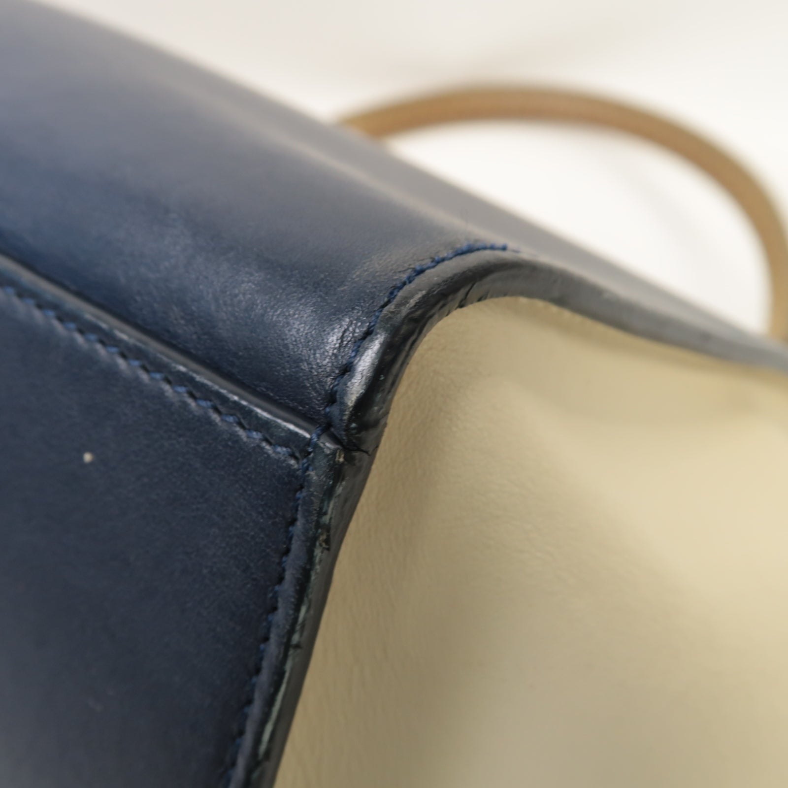 CELINE 【激減優惠】牛皮皮革/蛇皮皮革Trapeze 2 Way Shoulder金扣手挽肩背兩用袋深藍色/白色/淺啡色