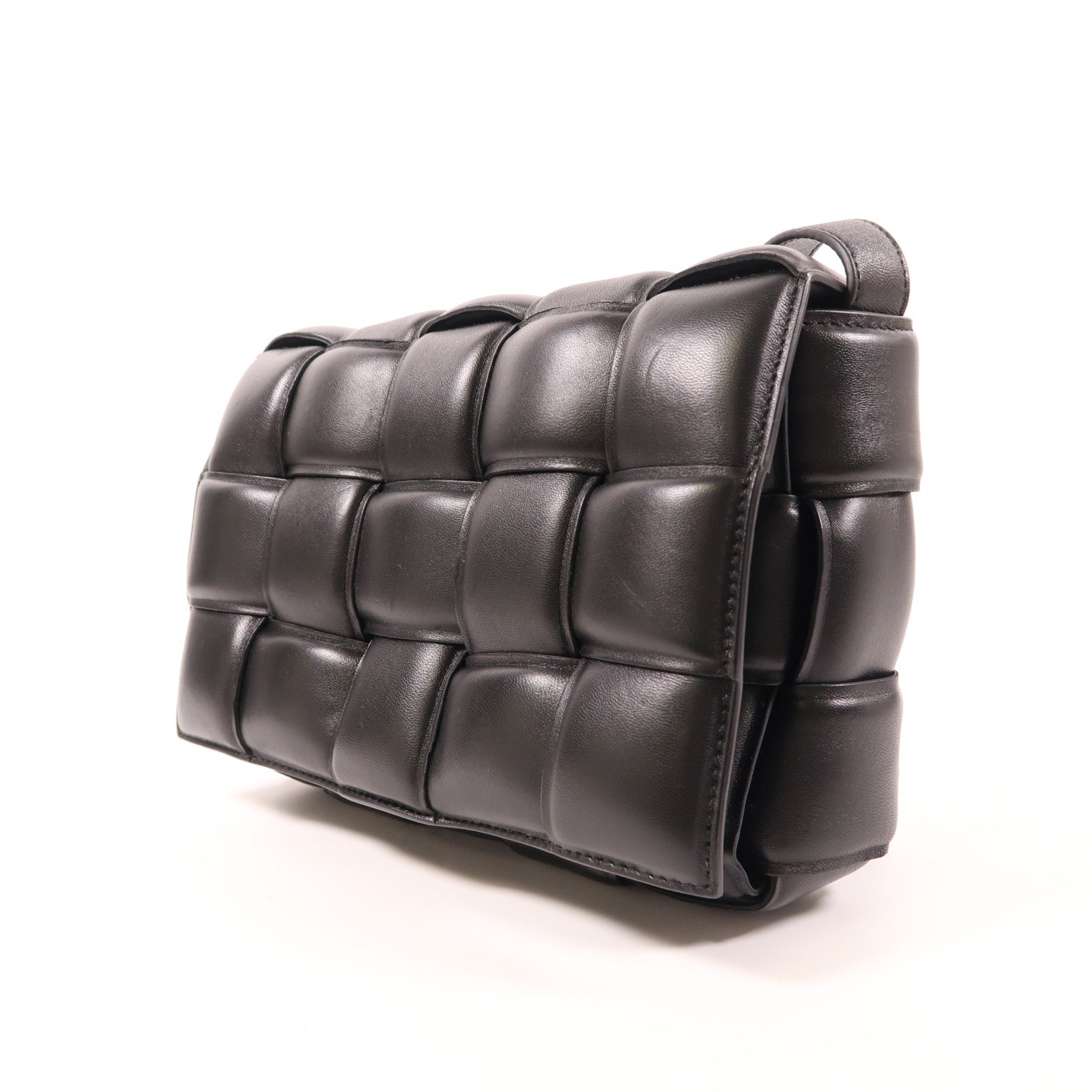 BOTTEGA VENETA 羊皮皮革Padded Cassette金扣肩背袋