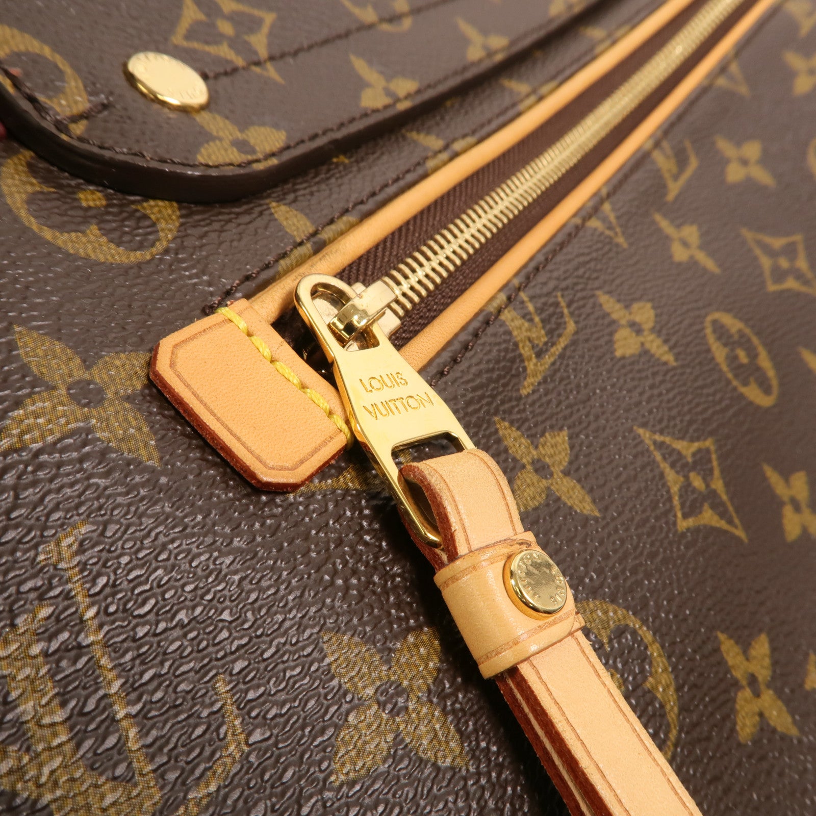 LOUIS VUITTON Monogram Olympe肩背袋