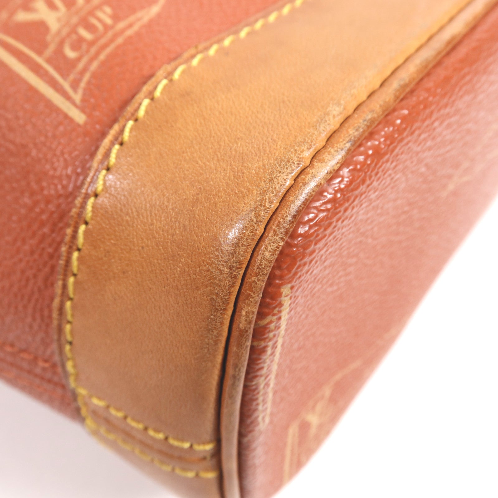 LOUIS VUITTON 塗層帆布Vintage Cup金扣肩背袋