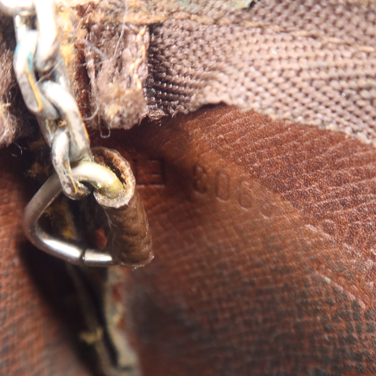 LOUIS VUITTON Monogram Key Pouch金扣鎖匙包