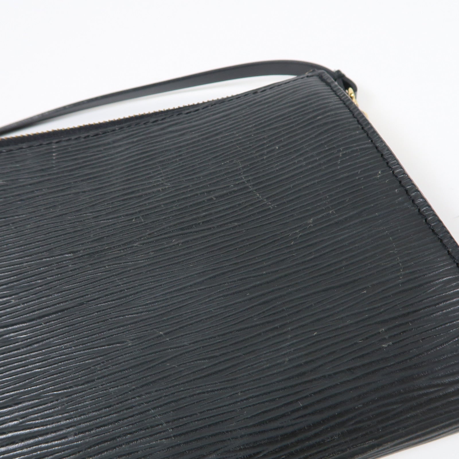 LOUIS VUITTON Epi Pochette Accessories Pouch金扣手挽袋黑色