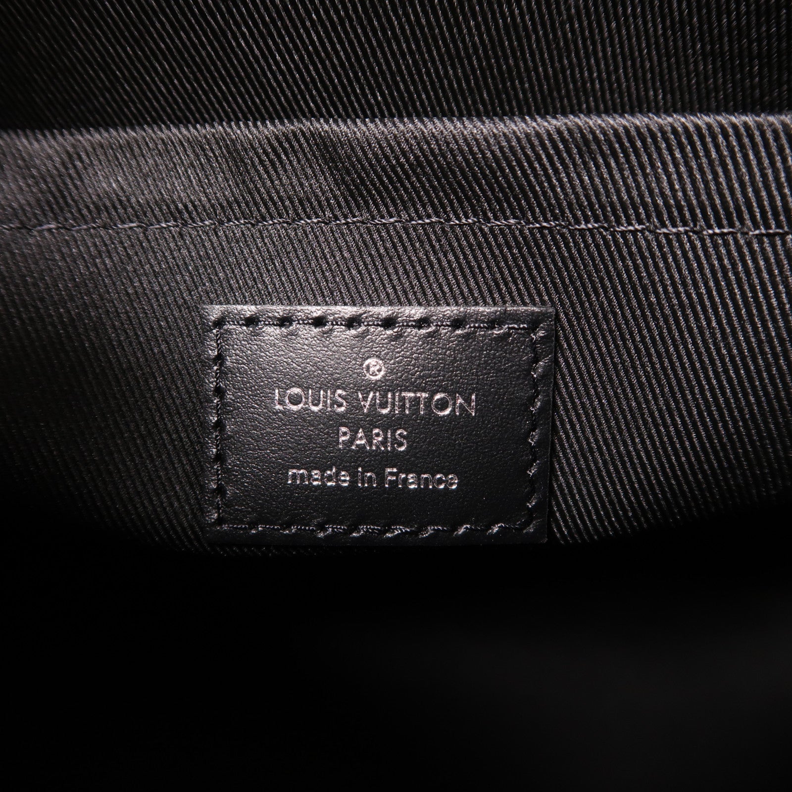 LOUIS VUITTON Monogram Eclipse City Keepall銀扣肩背袋