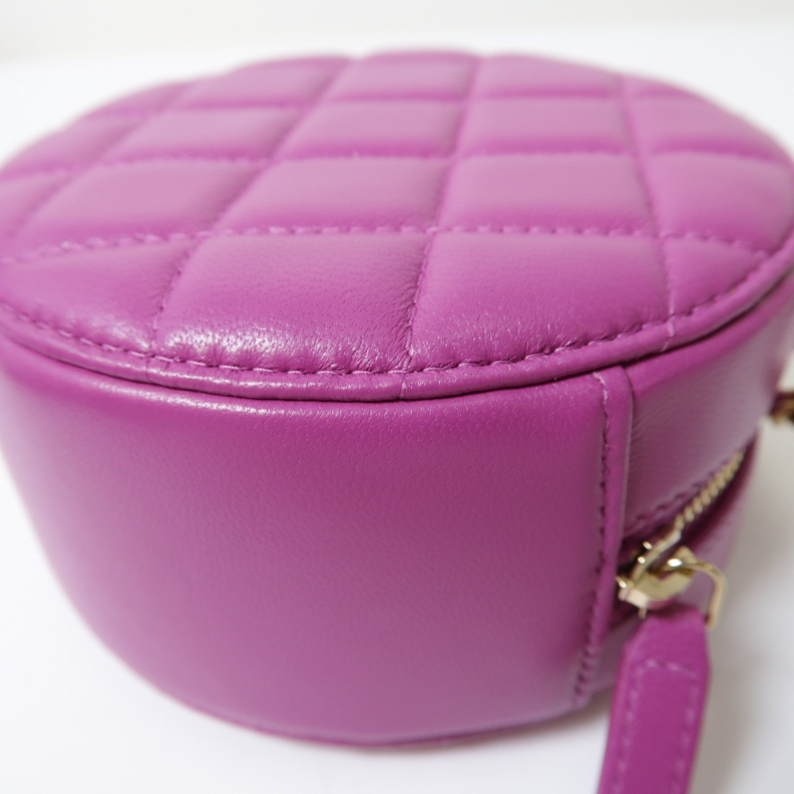 CHANEL 【激減優惠】菱格羊皮皮革Round Chain Shoulder Bag金扣鏈帶肩背袋紫色
