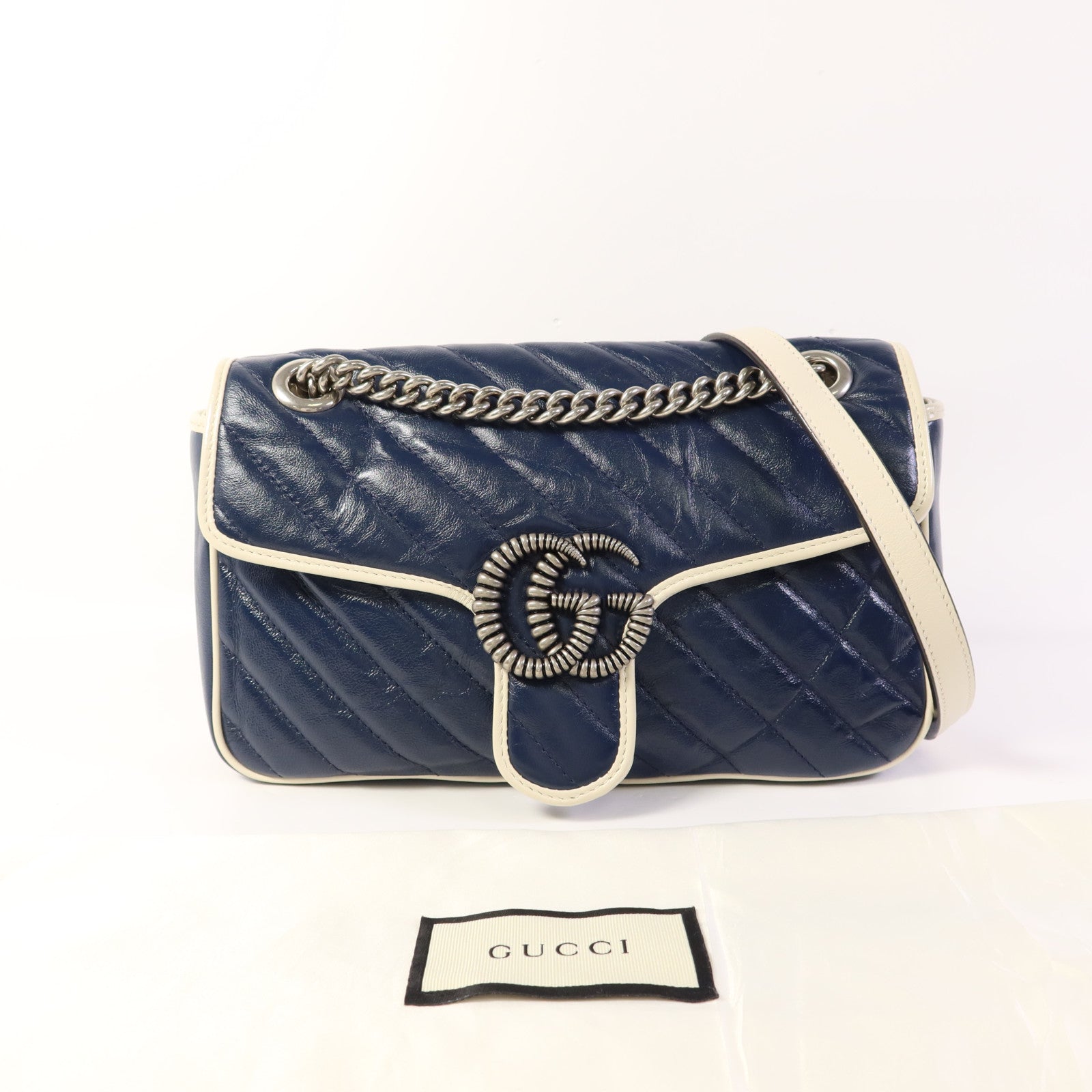 GUCCI 牛皮皮革GG Marmont Shoulder Bag銀扣鏈帶肩背袋