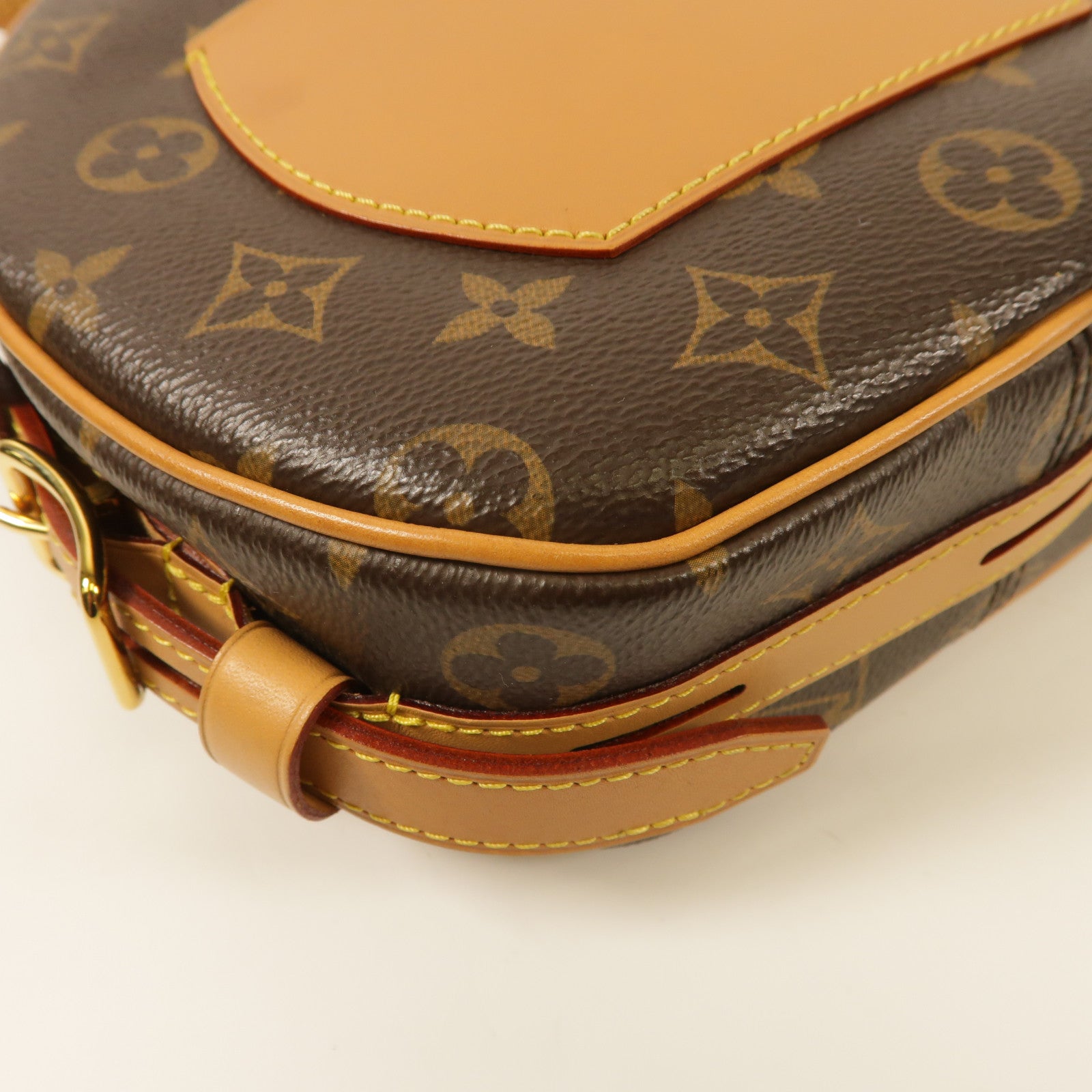 LOUIS VUITTON Monogram Boite Chapeau Souple金扣肩背袋