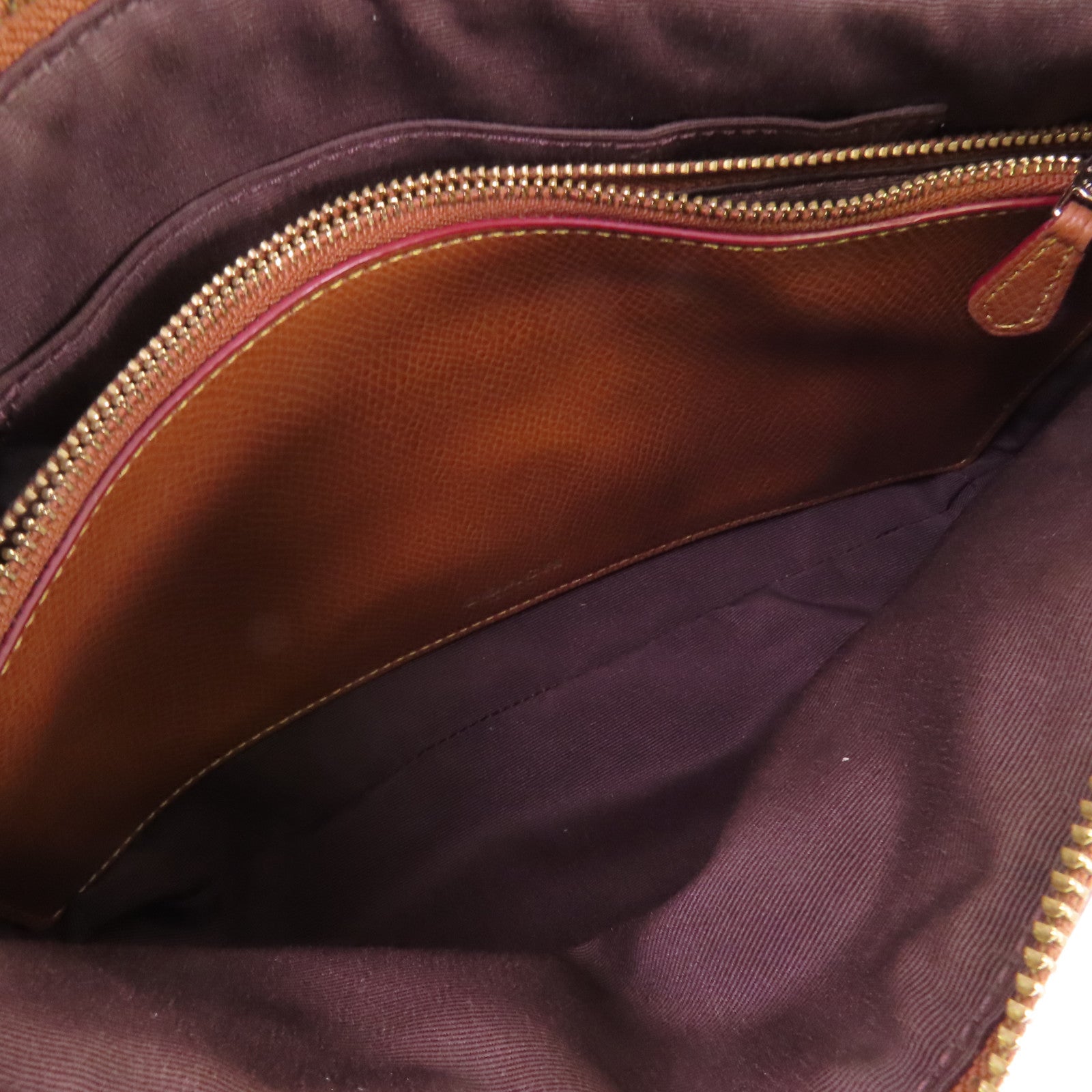 COACH 塗層帆布Shoulder Bag金扣肩背袋