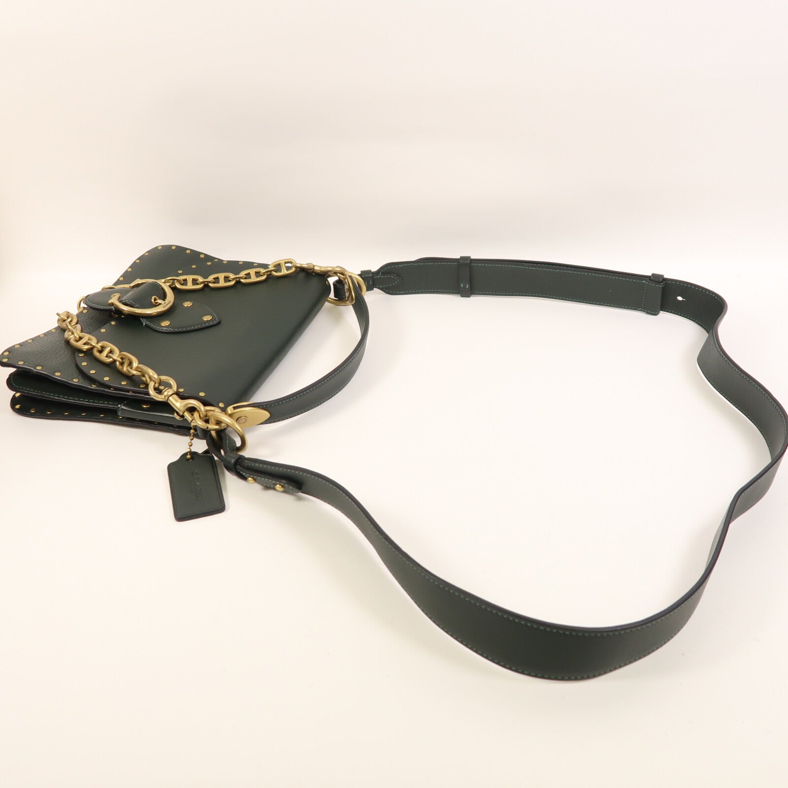 COACH 牛皮皮革Beat Shoulder Bag With Rivets金扣手挽肩背兩用袋