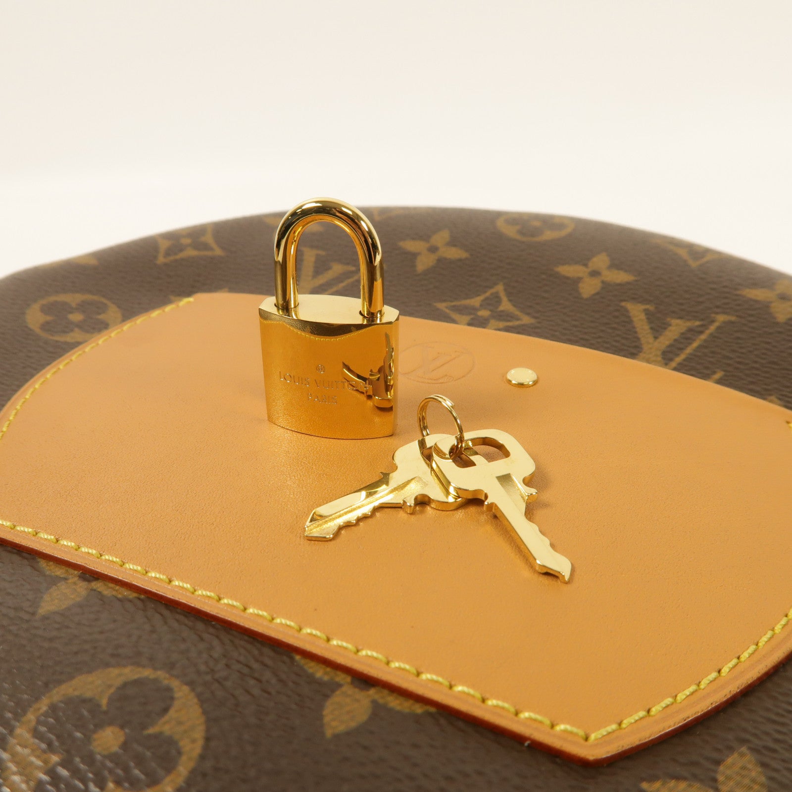 LOUIS VUITTON Monogram Boite Chapeau Souple金扣肩背袋