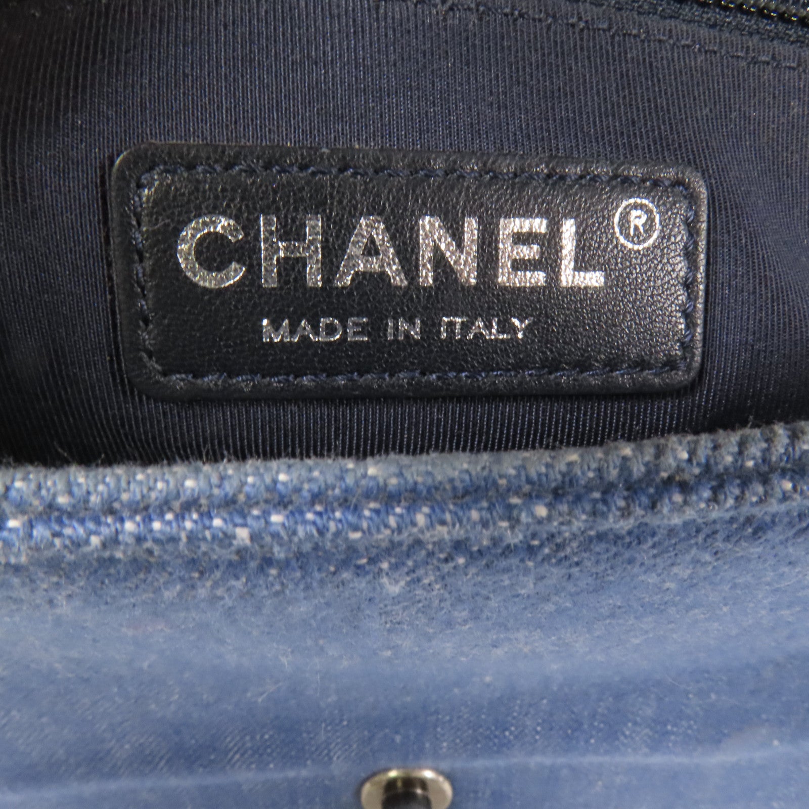 CHANEL Denim Boy 28鏈帶肩背袋