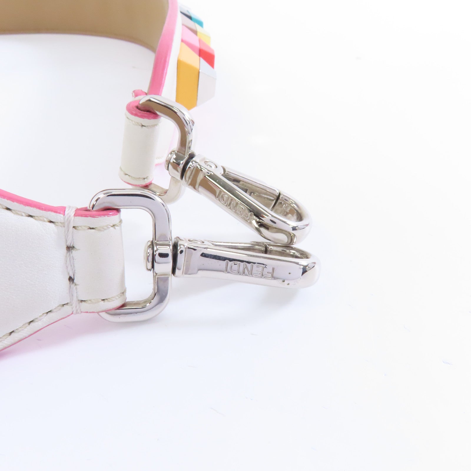 FENDI 牛皮皮革Studded Strap銀扣肩帶彩色/白色