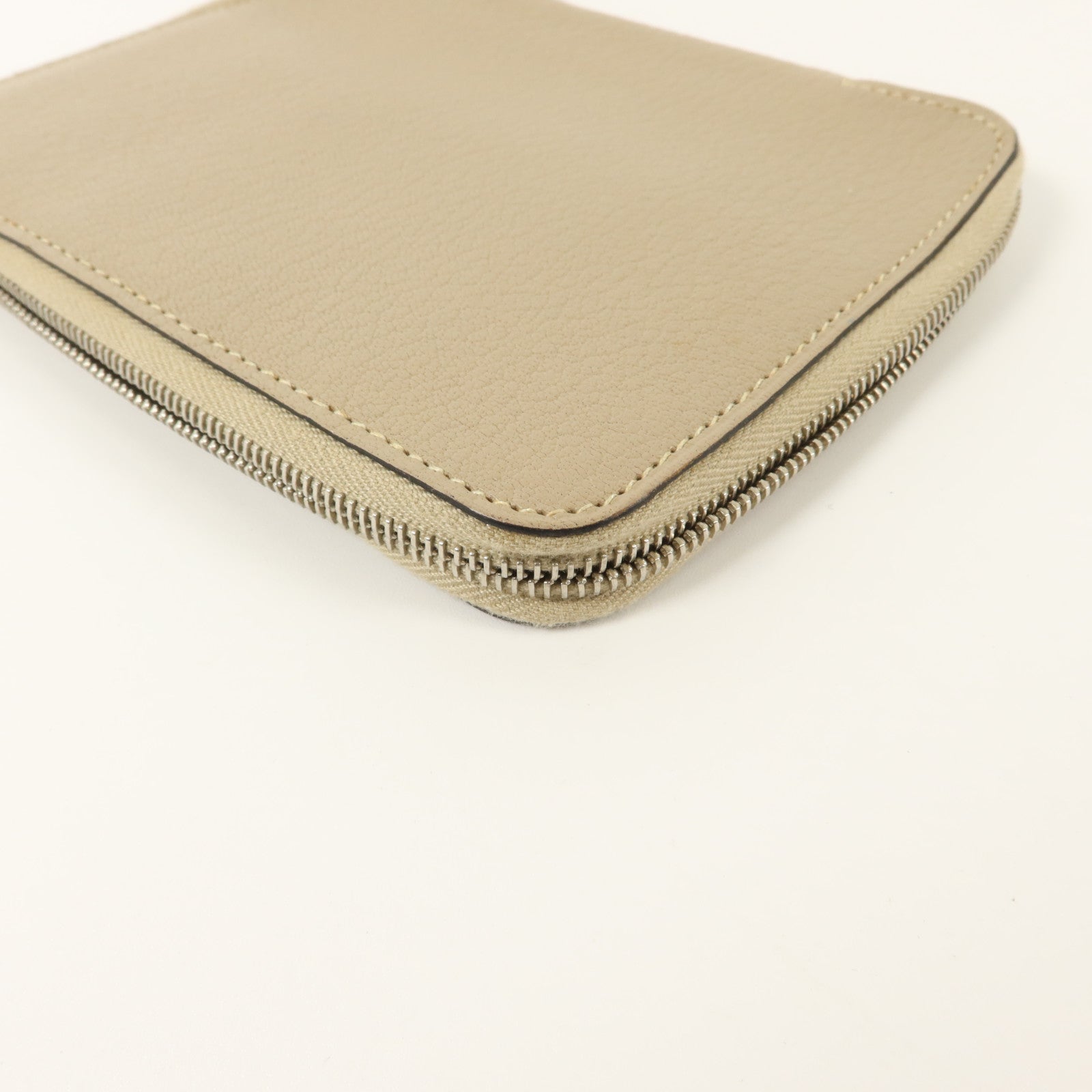 HERMES Chevre皮革Globe Trotter Agenda CoverGris Tourterelle