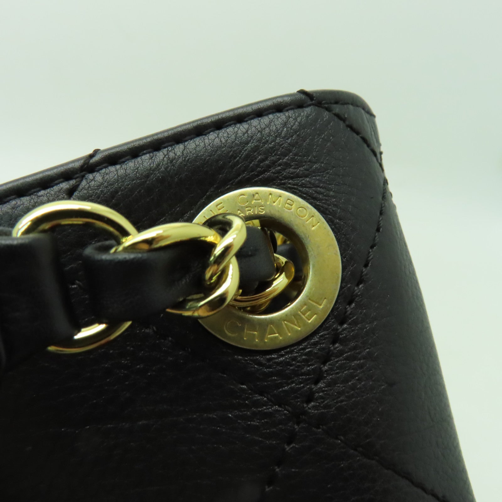 CHANEL 牛皮皮革Bucket金扣手挽肩背兩用袋黑色