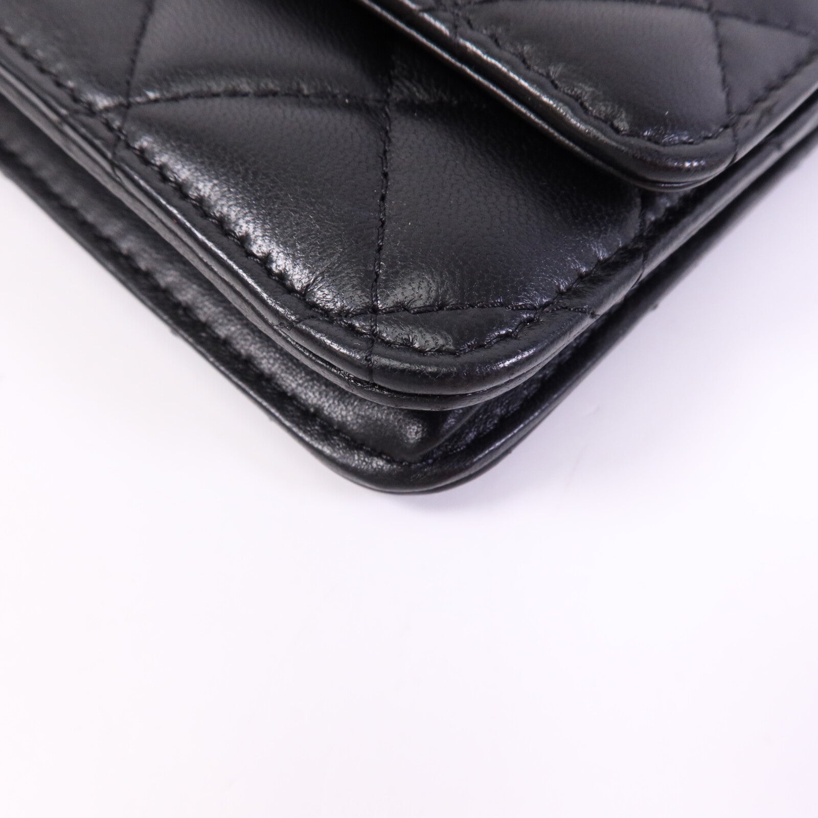 CHANEL 羊皮皮革WOC Wallet On Chain金扣鏈帶肩背袋