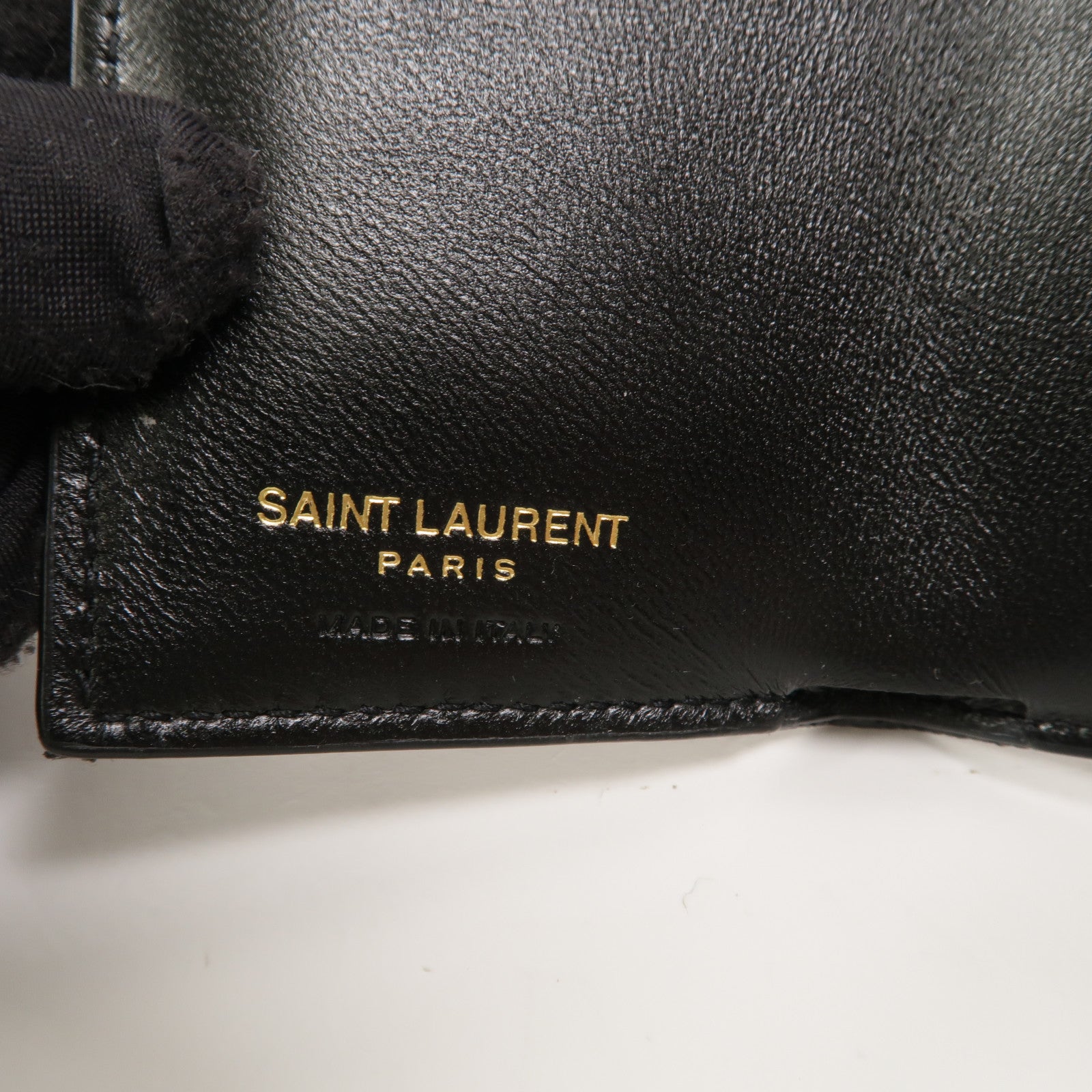 SAINT LAURENT 牛皮皮革Cassandre Matelasse Origami Tiny Wallet錢包