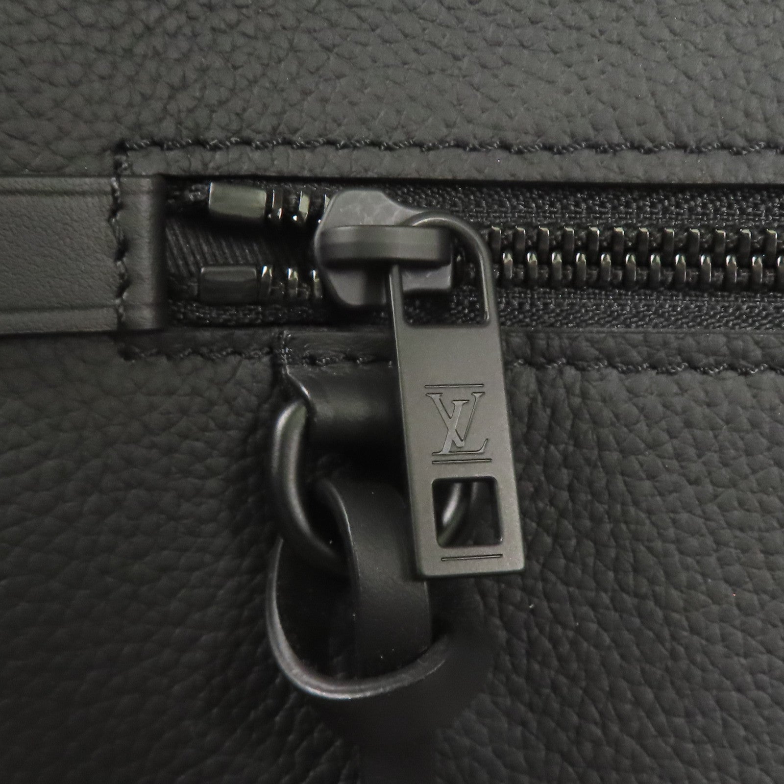 LOUIS VUITTON 牛皮皮革Aerogram Takeoff手拿包