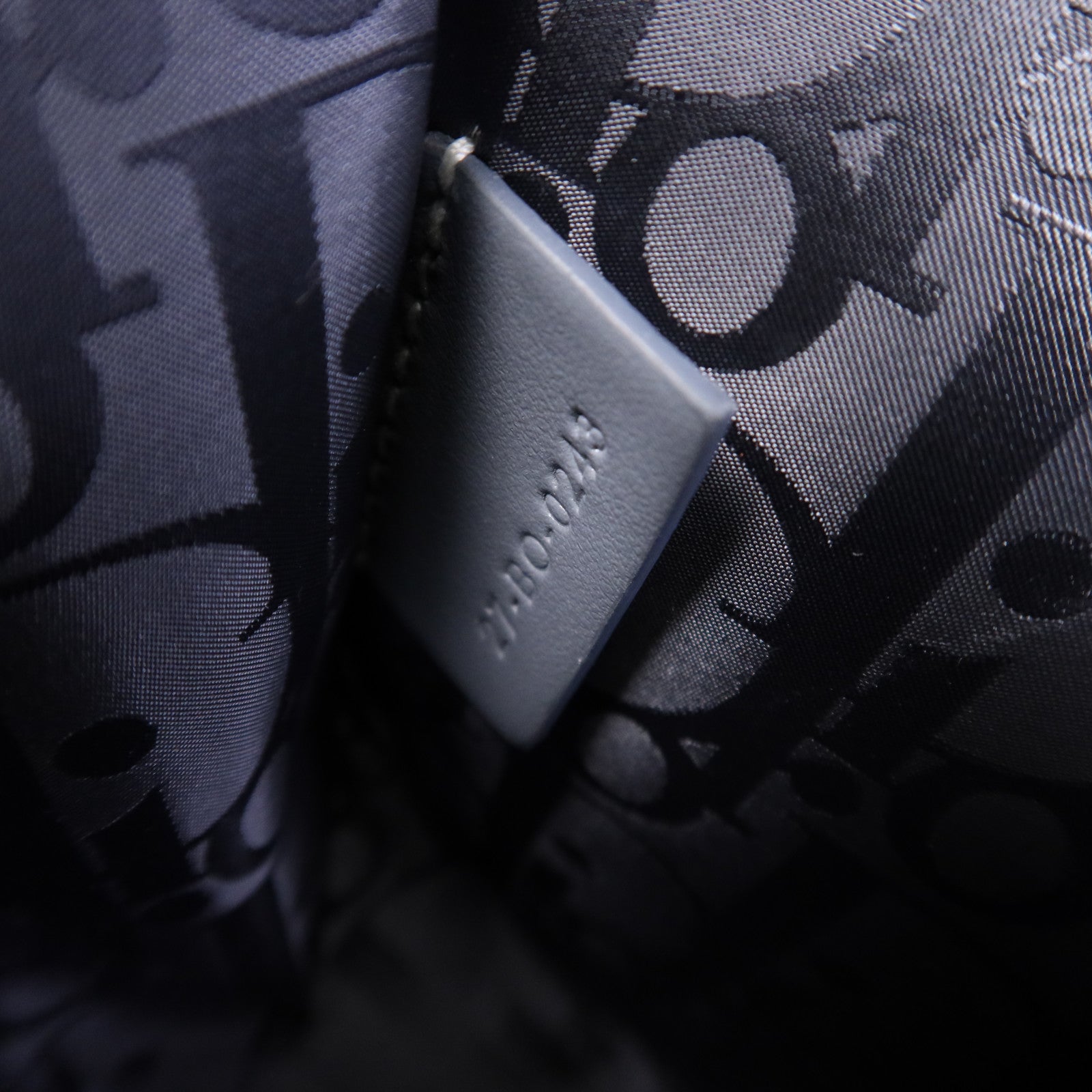 Dior 牛皮皮革Mini Gallop銀扣肩背袋