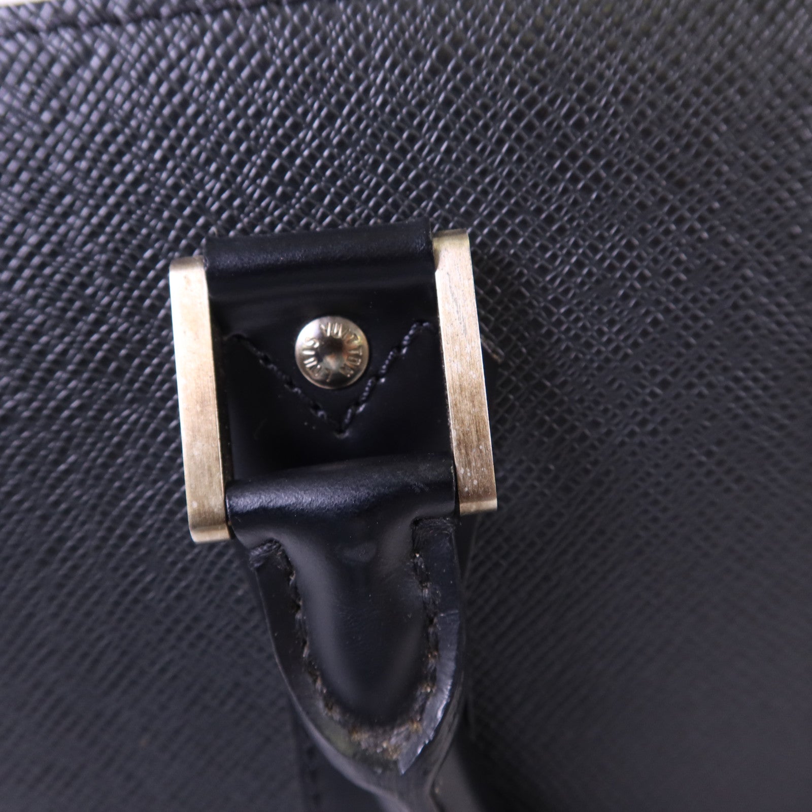LOUIS VUITTON Taiga Porte-Documents銀扣公事包