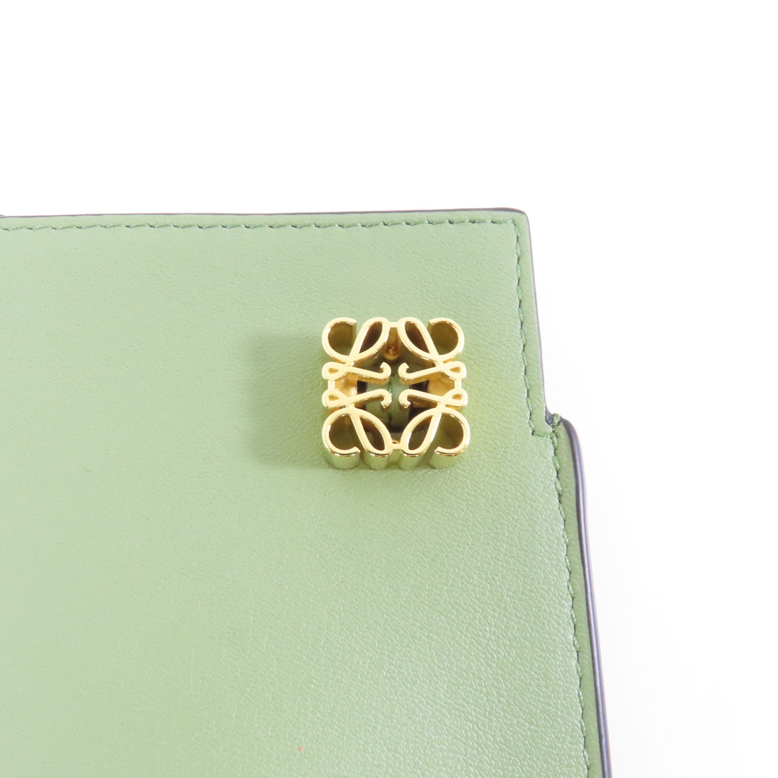 LOEWE 牛皮皮革Pocket In Classic金扣肩背袋綠色
