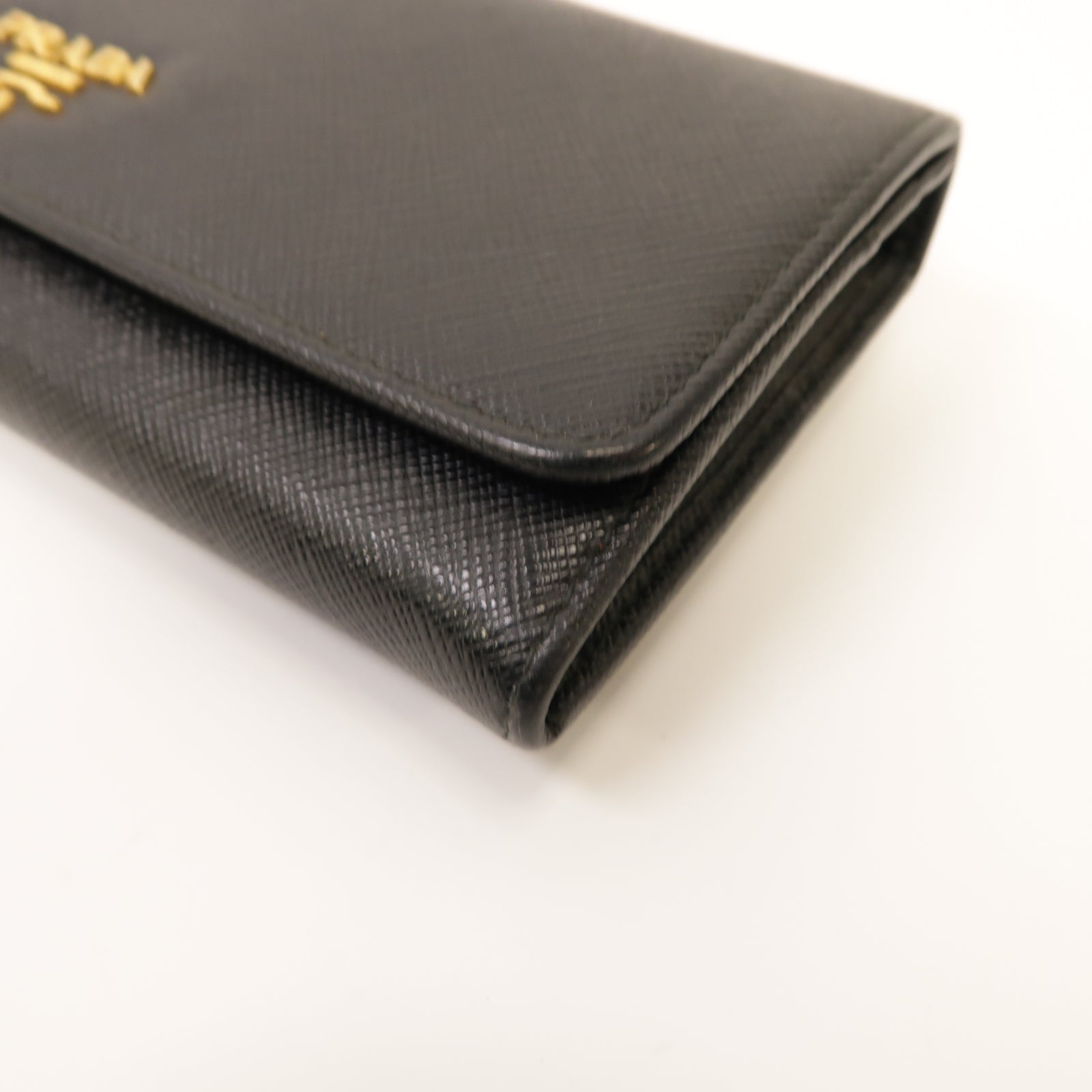 PRADA Saffiano皮革Long Wallet金扣長錢包黑色