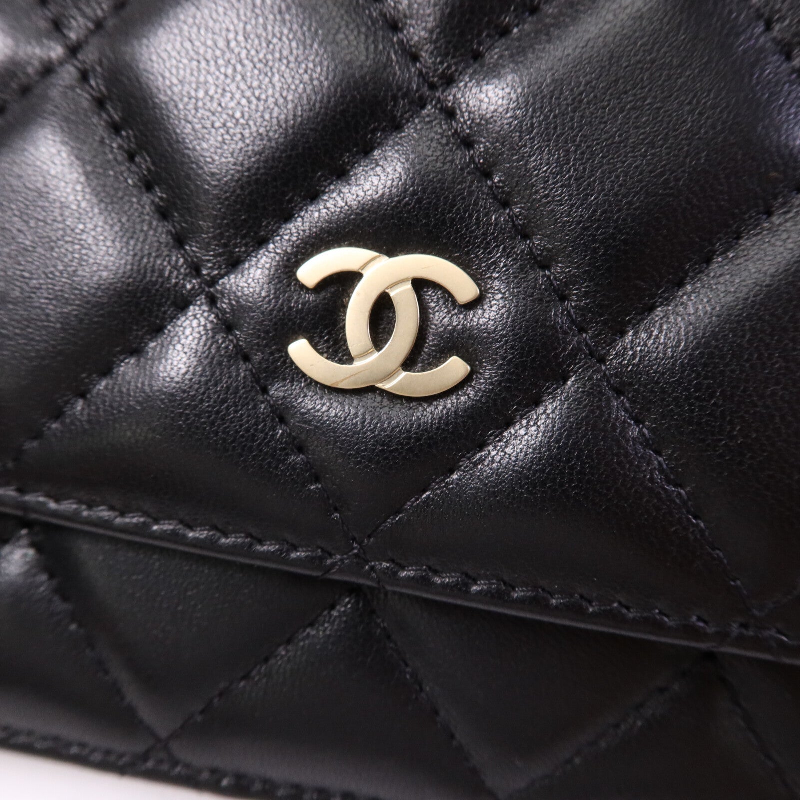 CHANEL 羊皮皮革WOC Wallet On Chain金扣鏈帶肩背袋