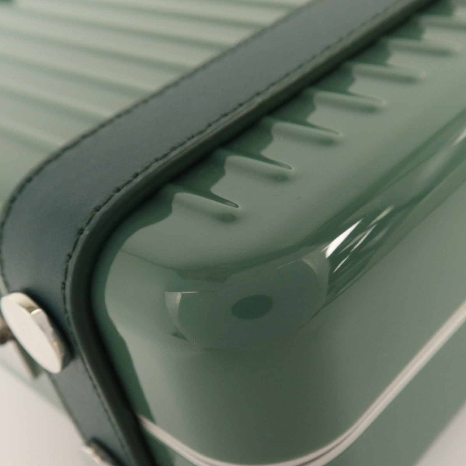 RIMOWA Polycarbonate Personal銀扣肩背袋