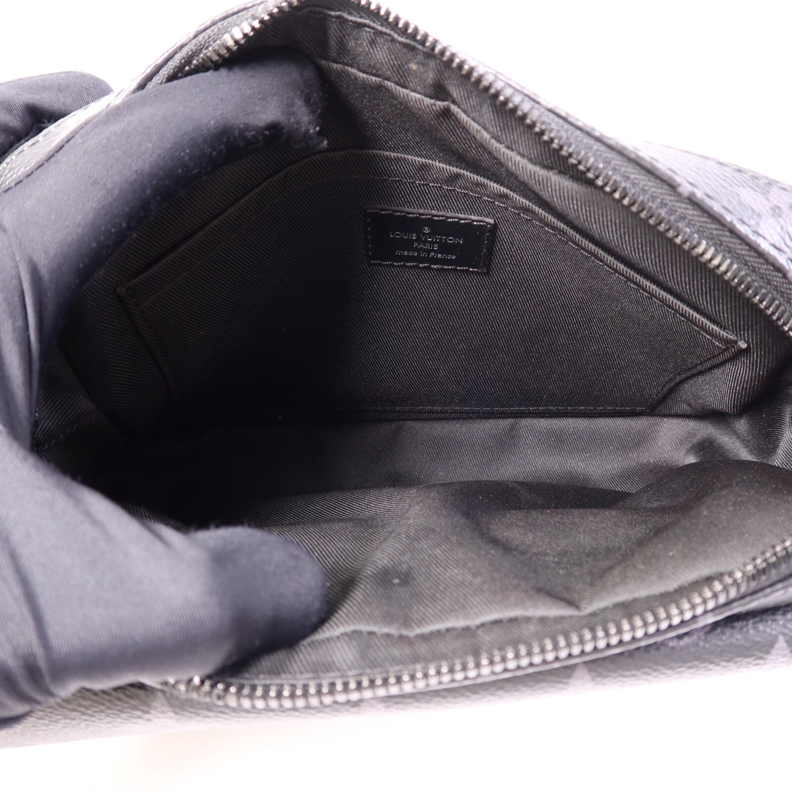 LOUIS VUITTON Monogram Eclipse Steamer Messenger肩背袋