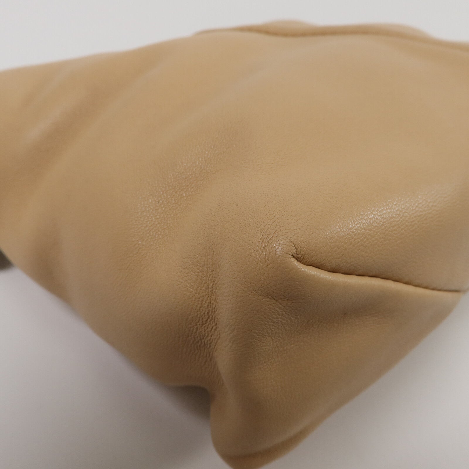 LOEWE 牛皮皮革Shoulder Bag肩背袋