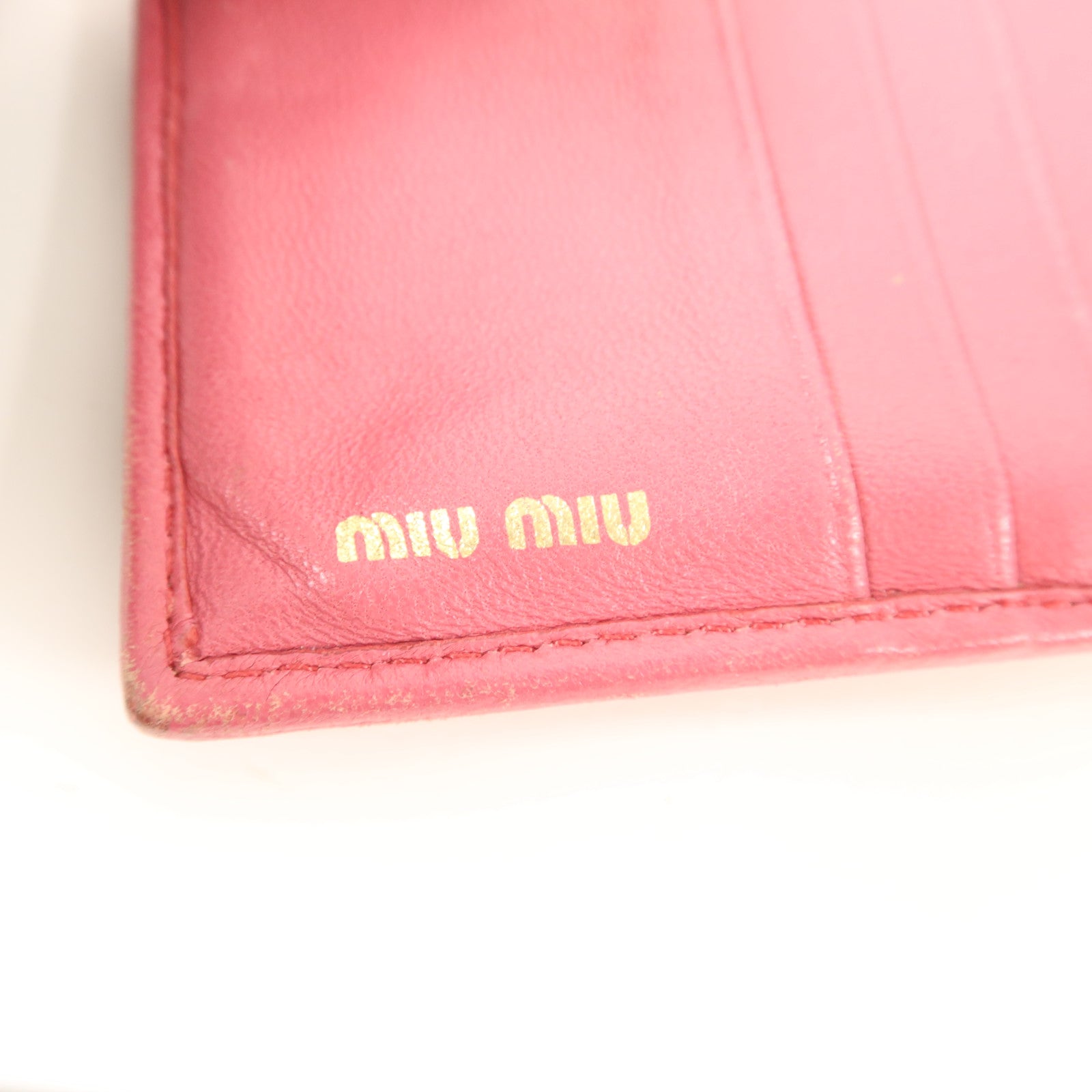 Miu Miu 羊皮皮革Matelasse Wallet錢包
