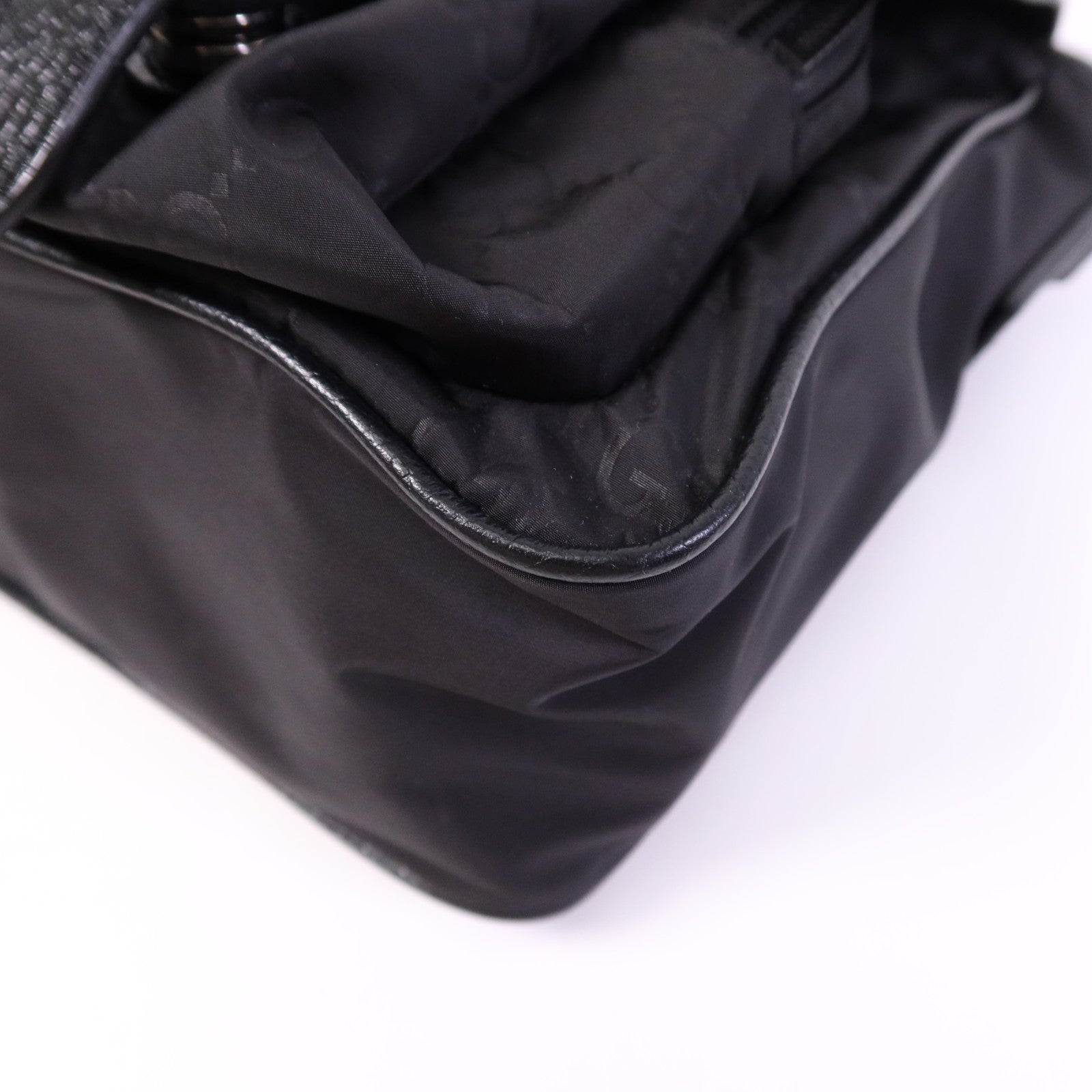 GUCCI 尼龍Shoulder Bag銀扣肩背袋