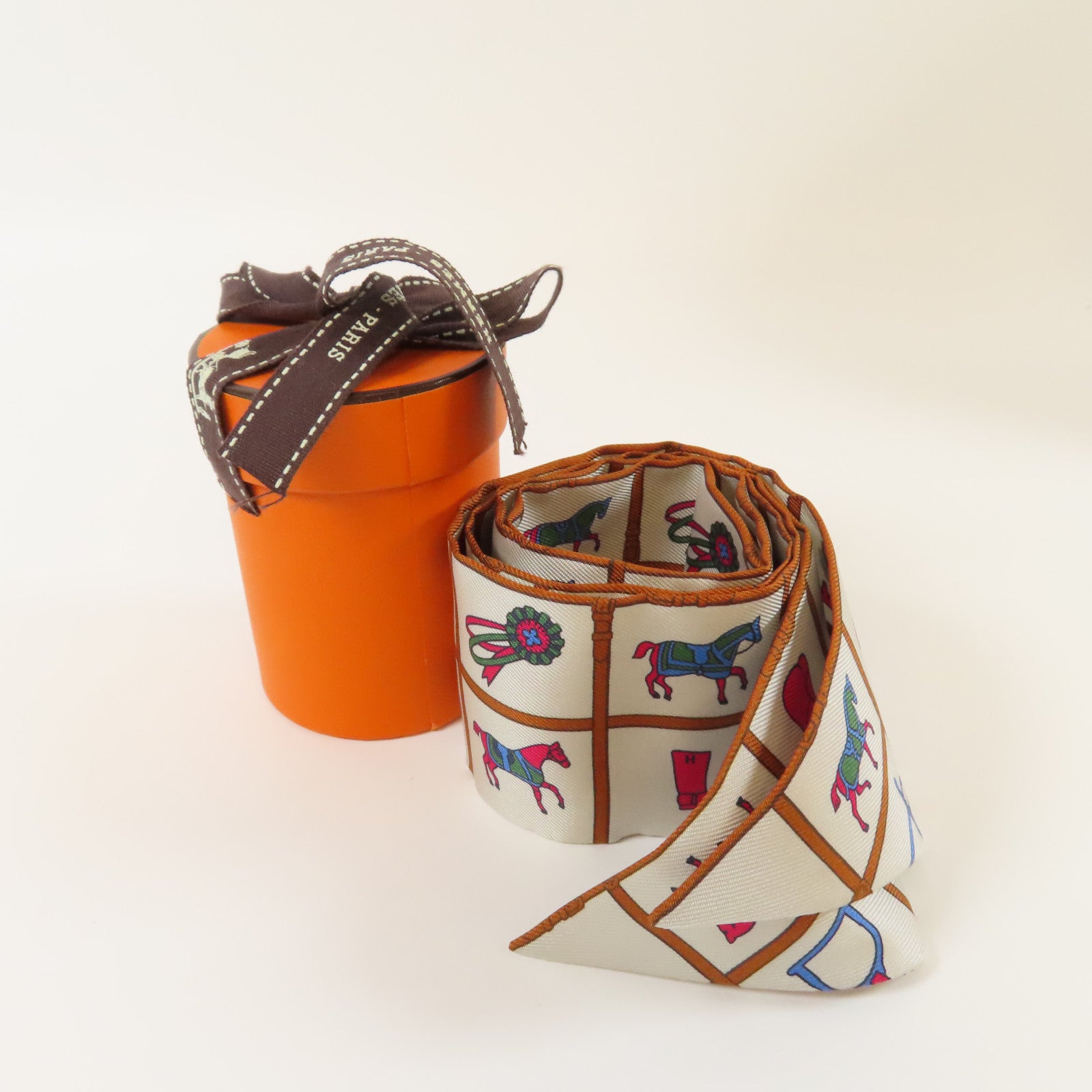 HERMES 【激減優惠】絲質Twilly絲巾米色/紅色/藍色/綠色