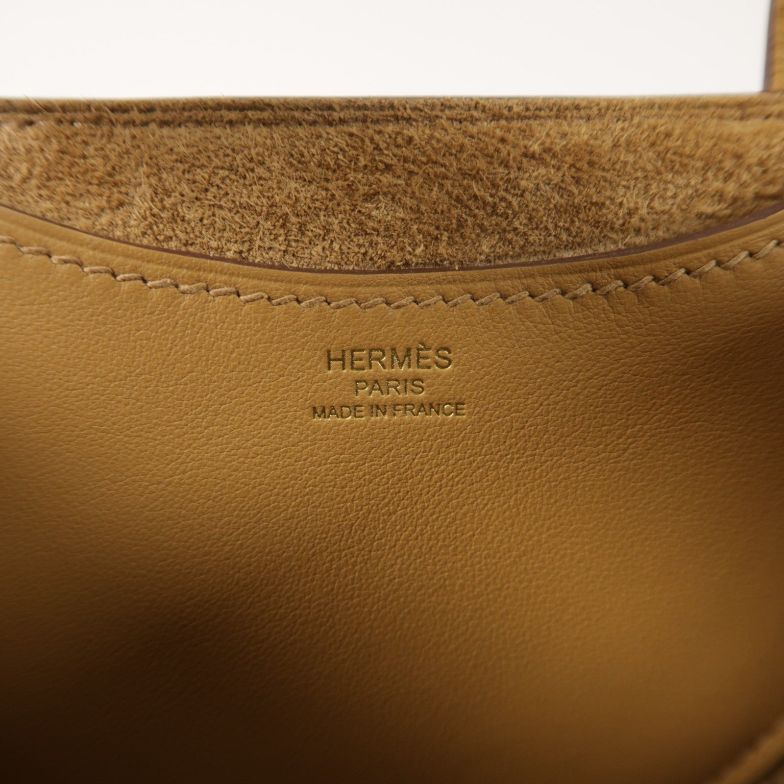 HERMES Clemence皮革In The Loop 18手挽袋Biscuit