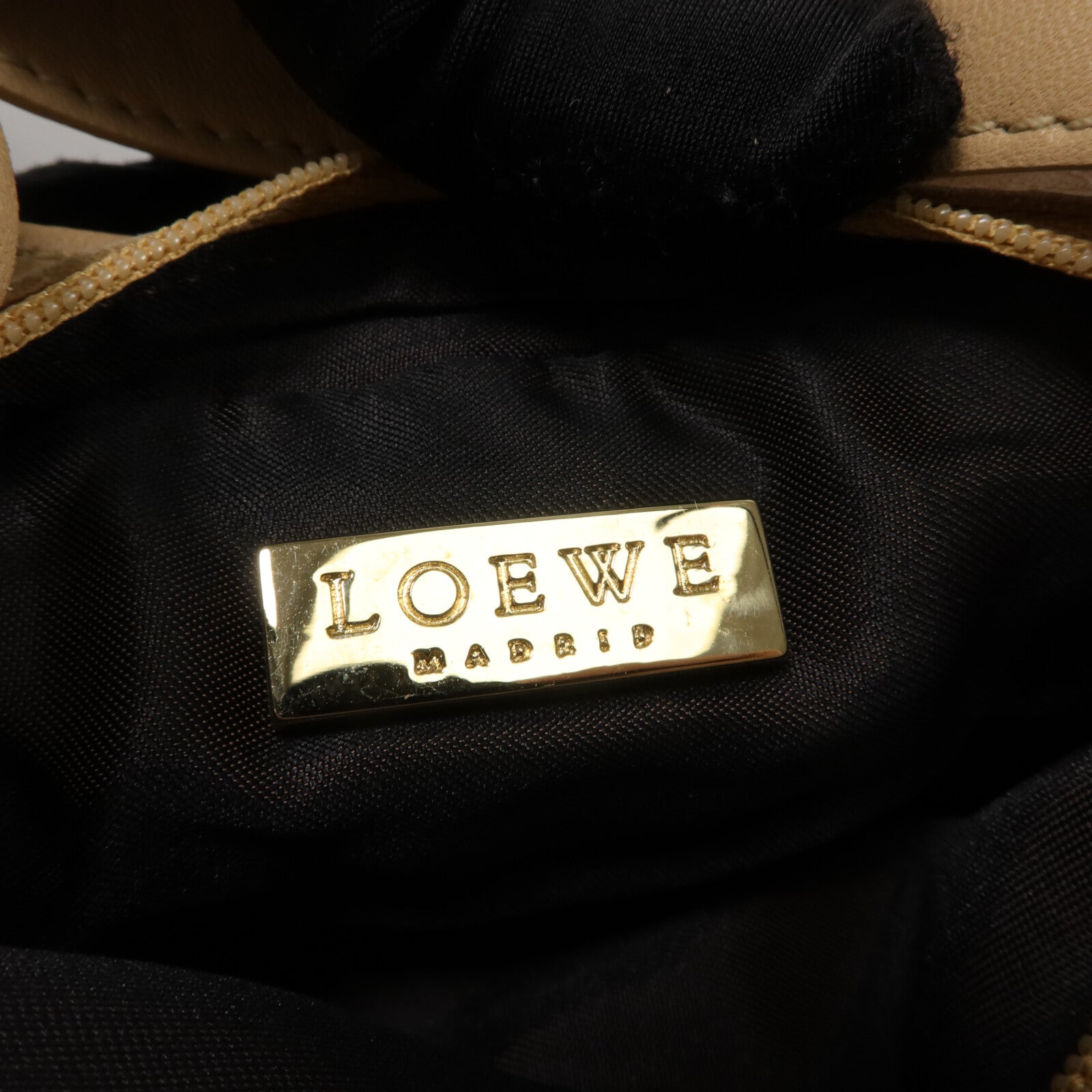 LOEWE 牛皮皮革Shoulder Bag肩背袋