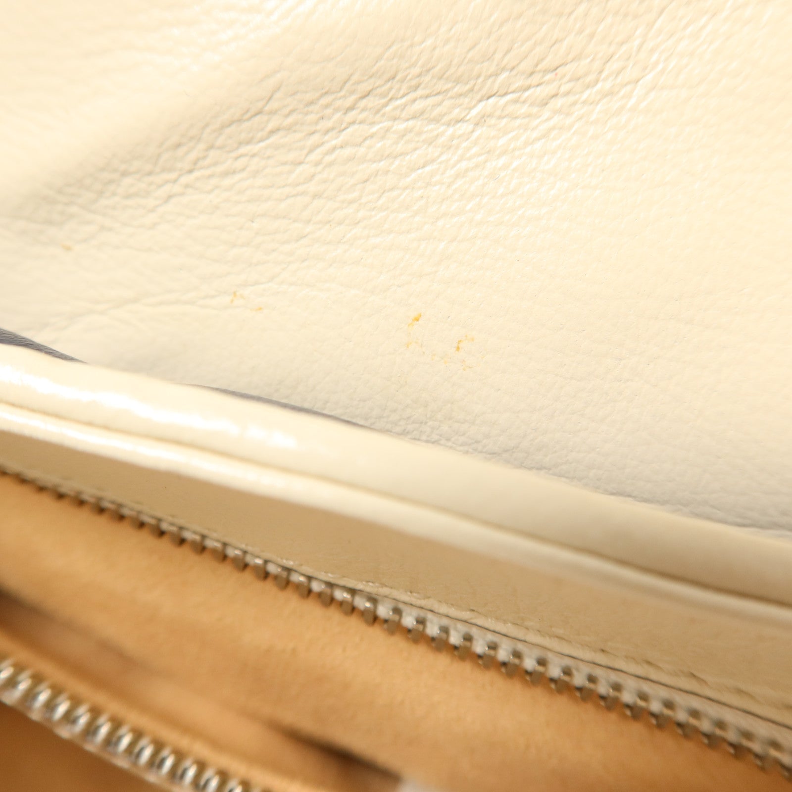 GUCCI 牛皮皮革GG Marmont Shoulder Bag銀扣鏈帶肩背袋