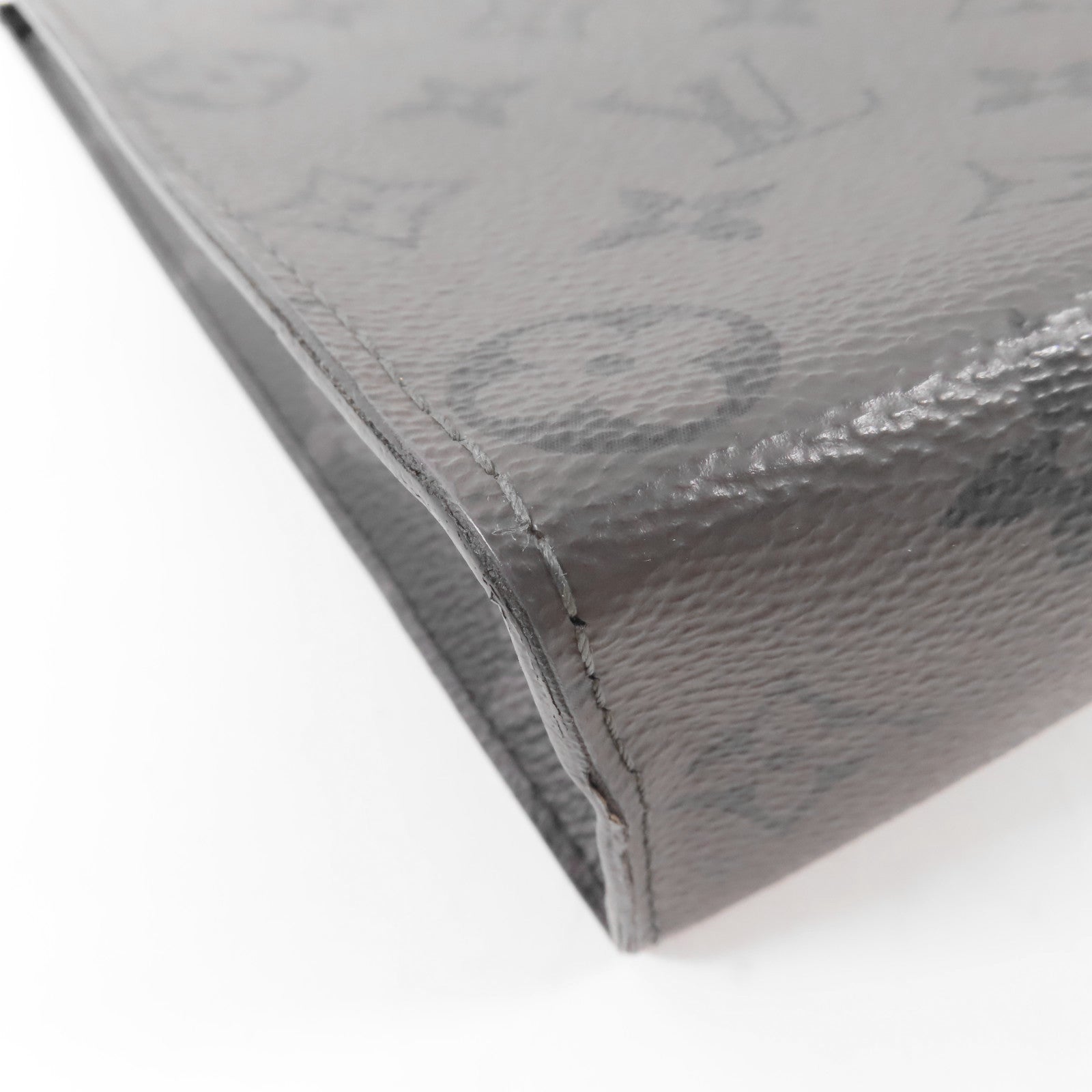 LOUIS VUITTON Monogram Eclipse Reverse Pochette Voyage MM銀扣手拿包