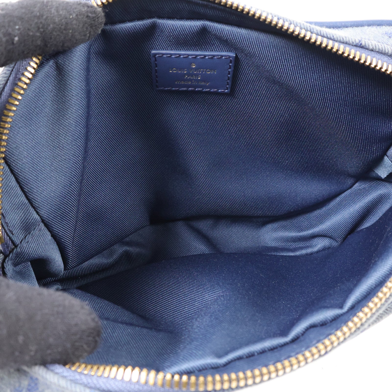 LOUIS VUITTON Monogram Denim Outdoor Bumbag金扣肩背袋