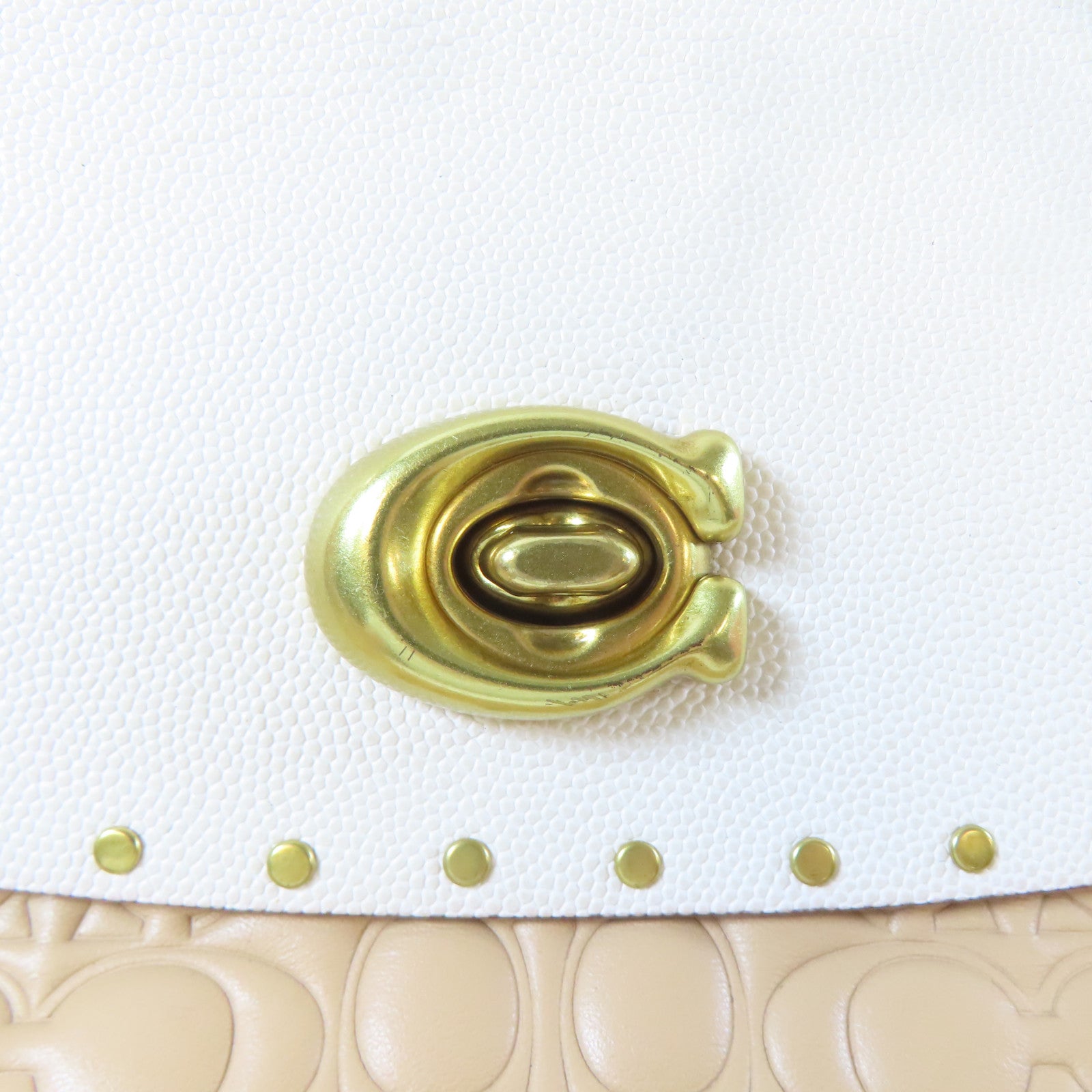 COACH 牛皮皮革Shoulder Bag金扣鏈帶肩背袋啡色/米色