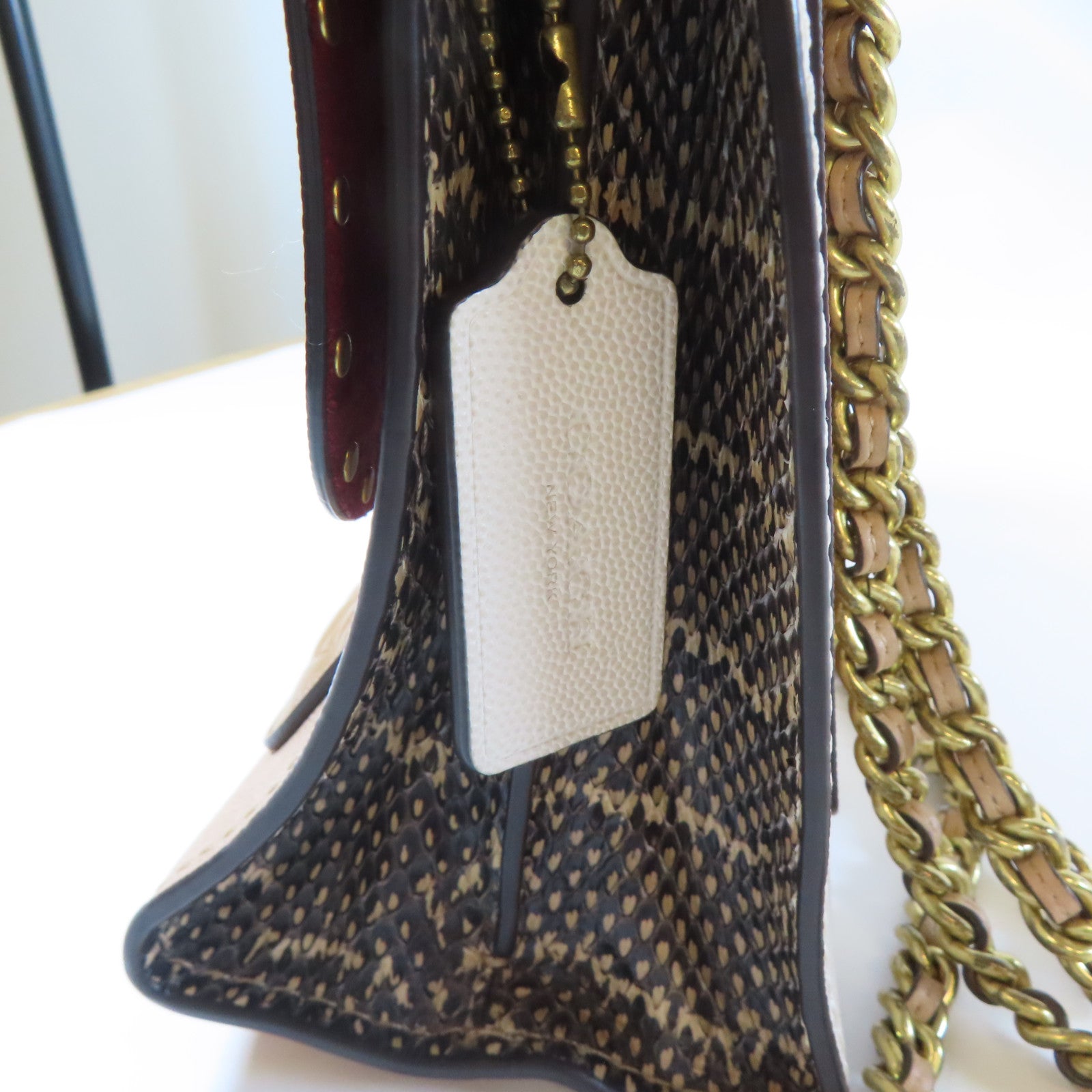 COACH 牛皮皮革Shoulder Bag金扣鏈帶肩背袋啡色/米色