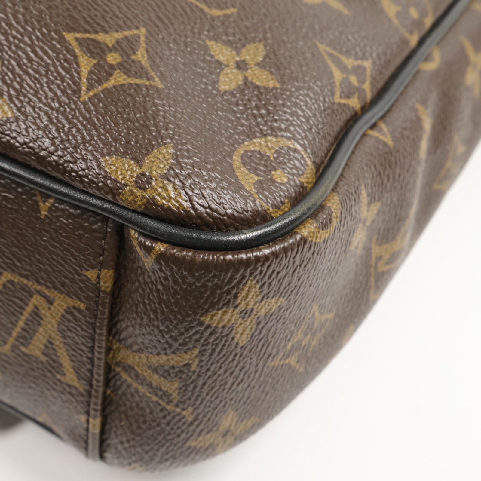 LOUIS VUITTON Monogram Christoper Macassar肩背袋