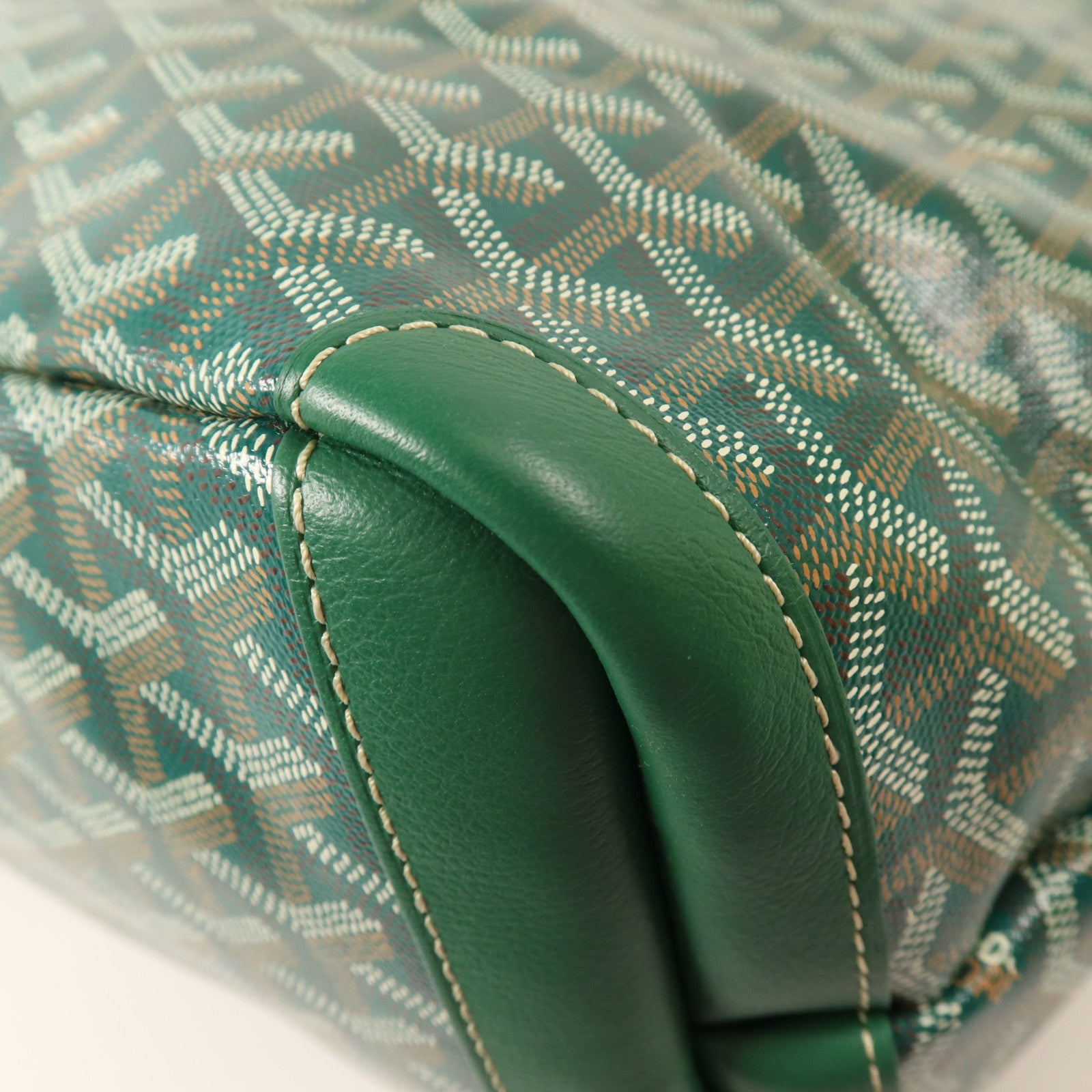 GOYARD 塗層帆布Artois MM銀扣肩背袋
