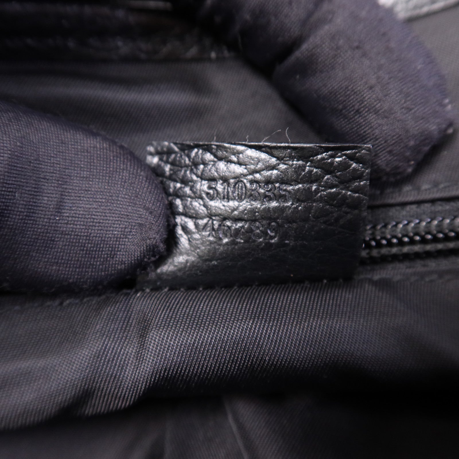 GUCCI 尼龍Shoulder Bag銀扣肩背袋