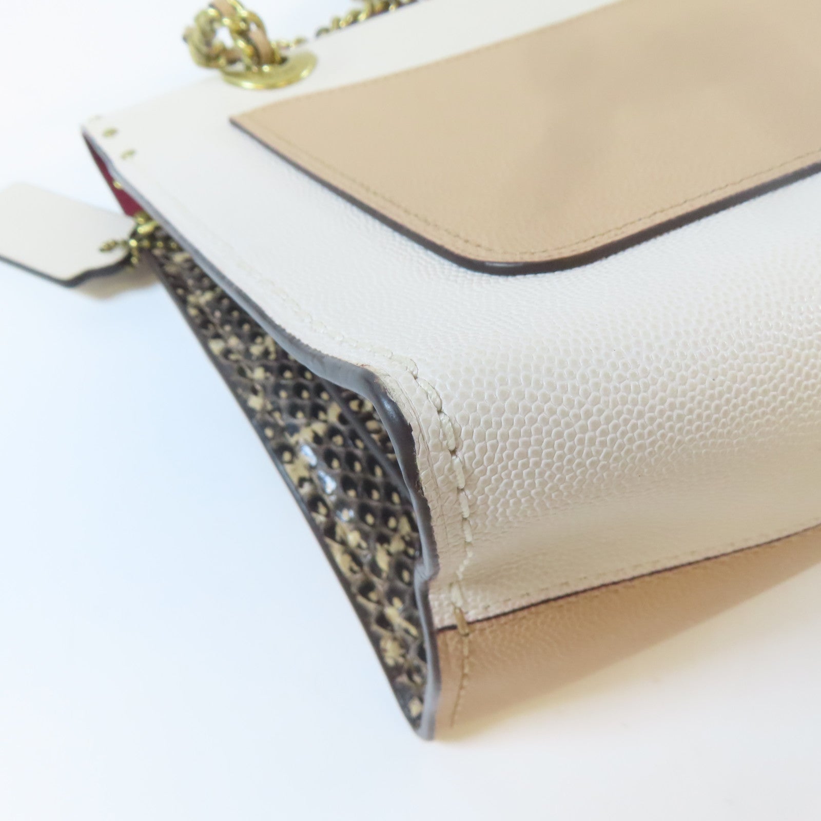 COACH 牛皮皮革Shoulder Bag金扣鏈帶肩背袋啡色/米色
